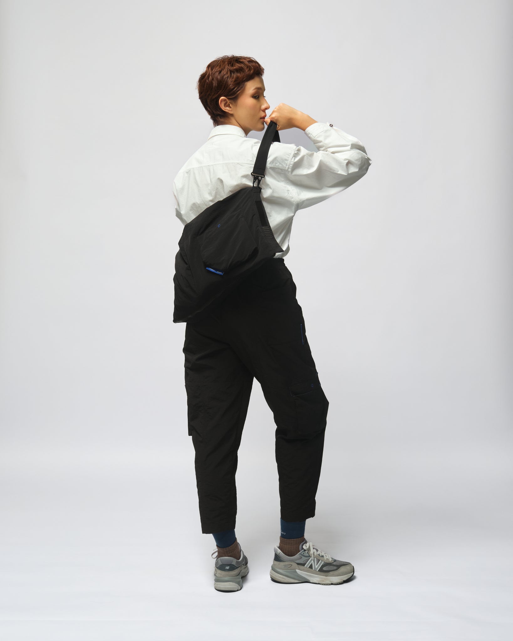 Unisex: Utility Vest Tote (Black)