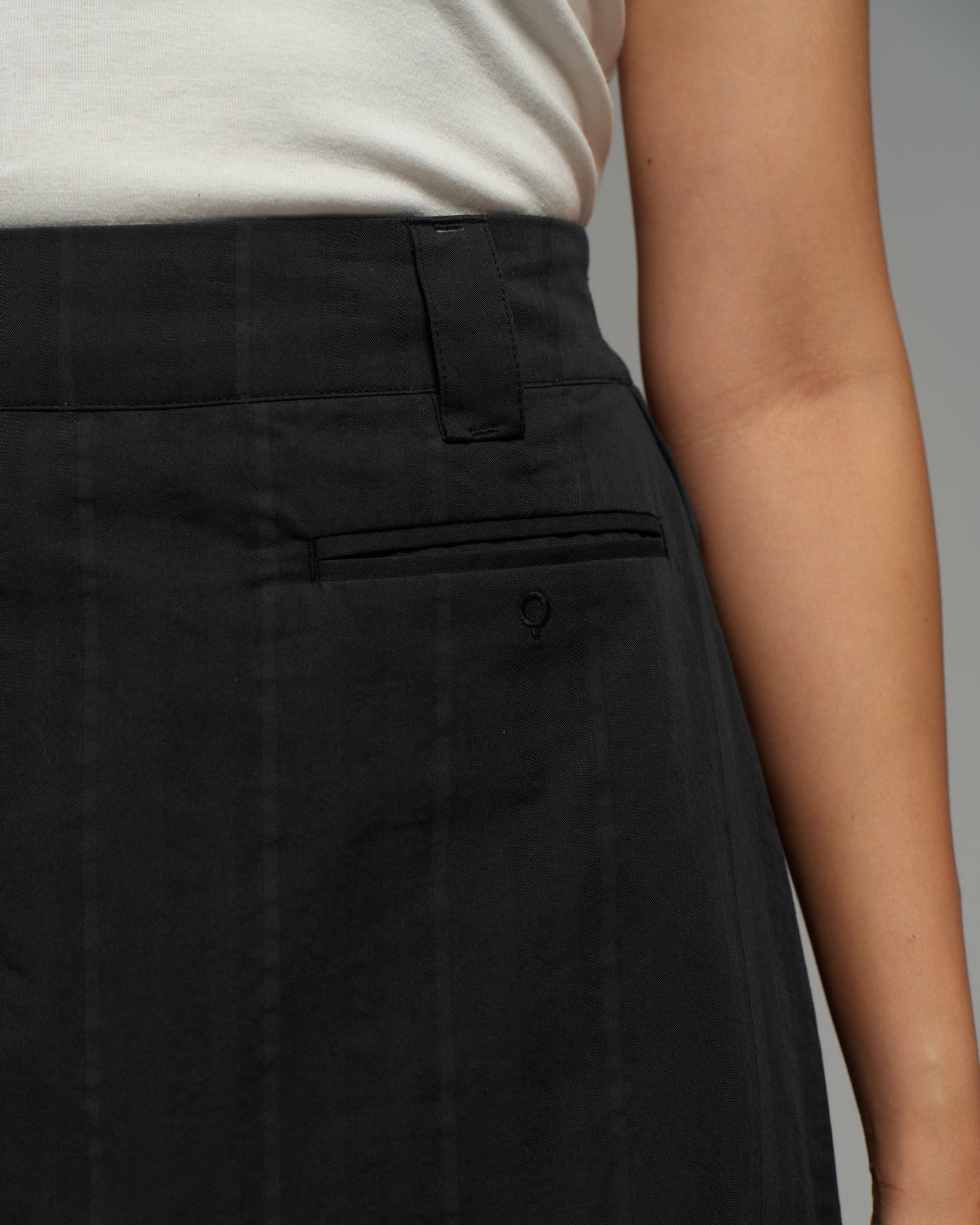 Women: Side Pleated Skirt (Black)