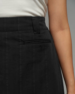 Women: Side Pleated Skirt (Black)