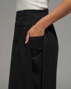 Women: Side Pleated Skirt (Black)