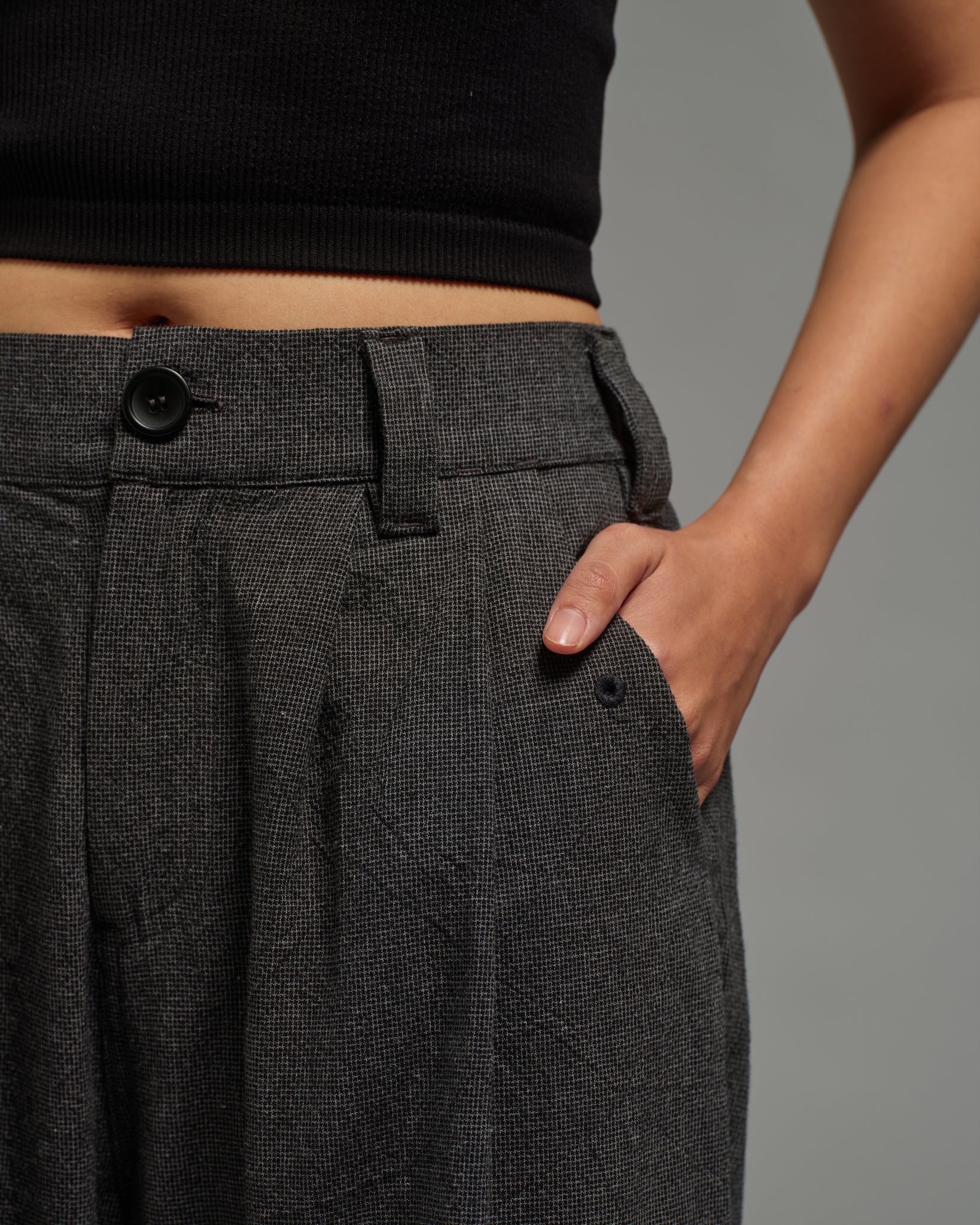 Unisex: Horseshoe Pants (Black)