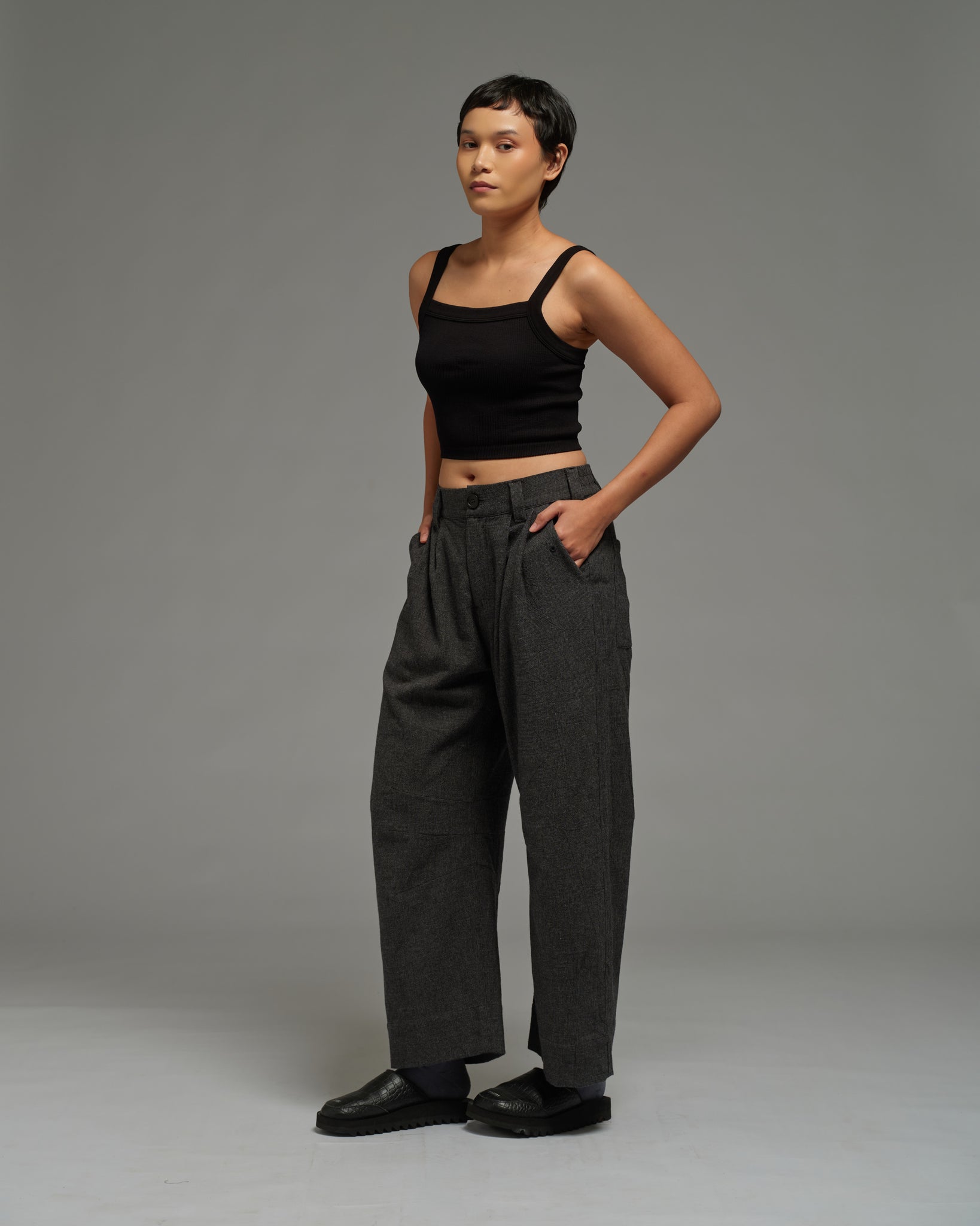 Unisex: Horseshoe Pants (Black)
