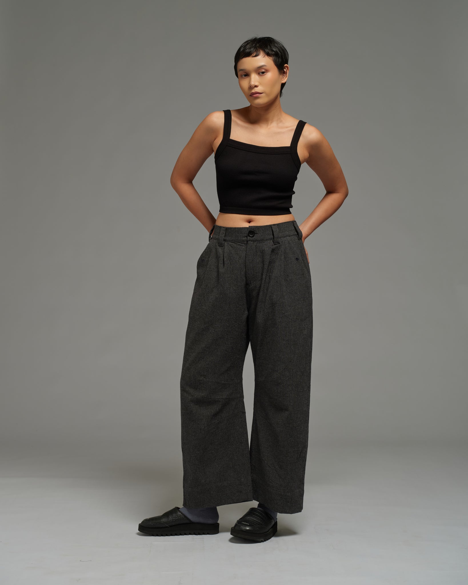 Unisex: Horseshoe Pants (Black)