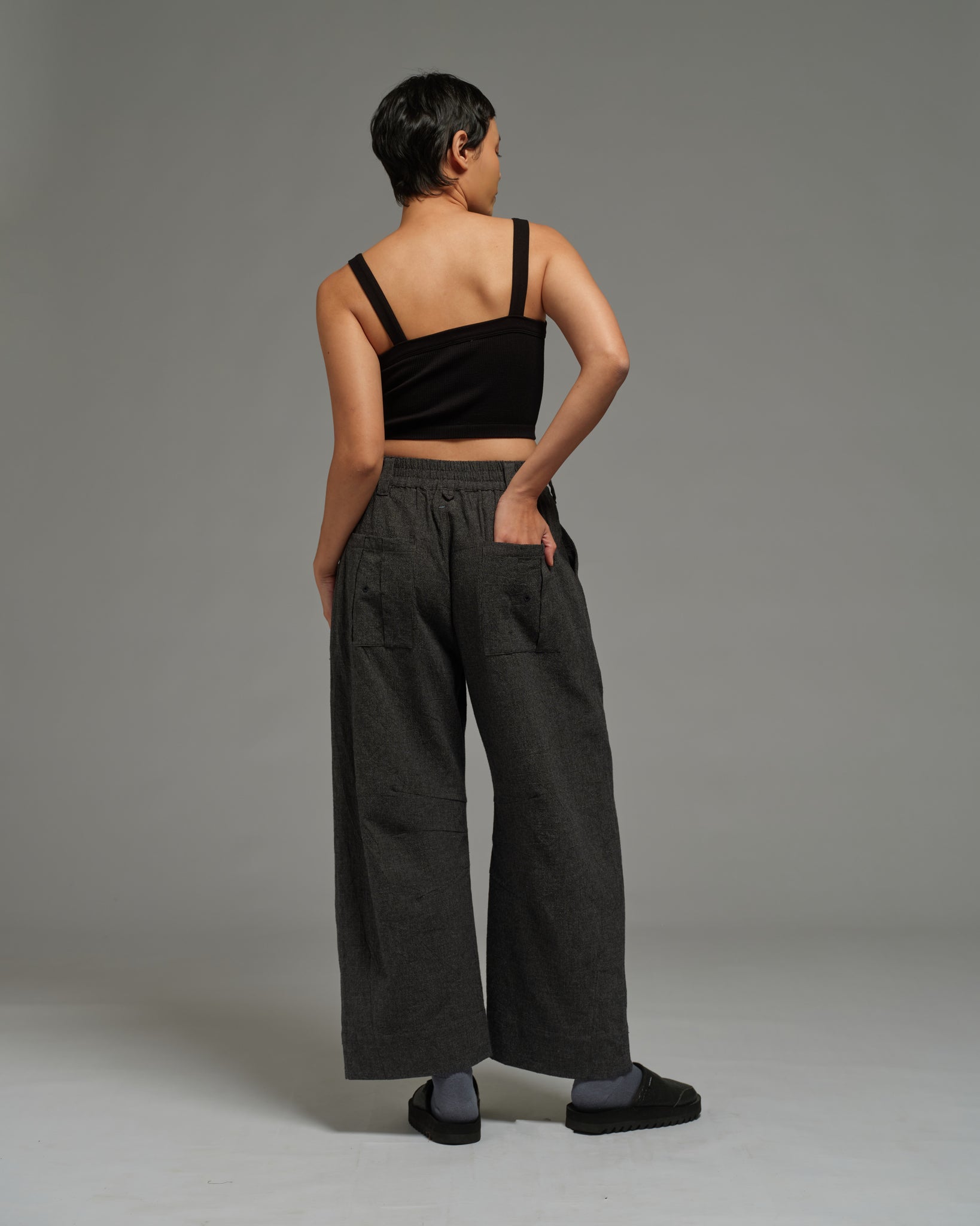Unisex: Horseshoe Pants (Black)