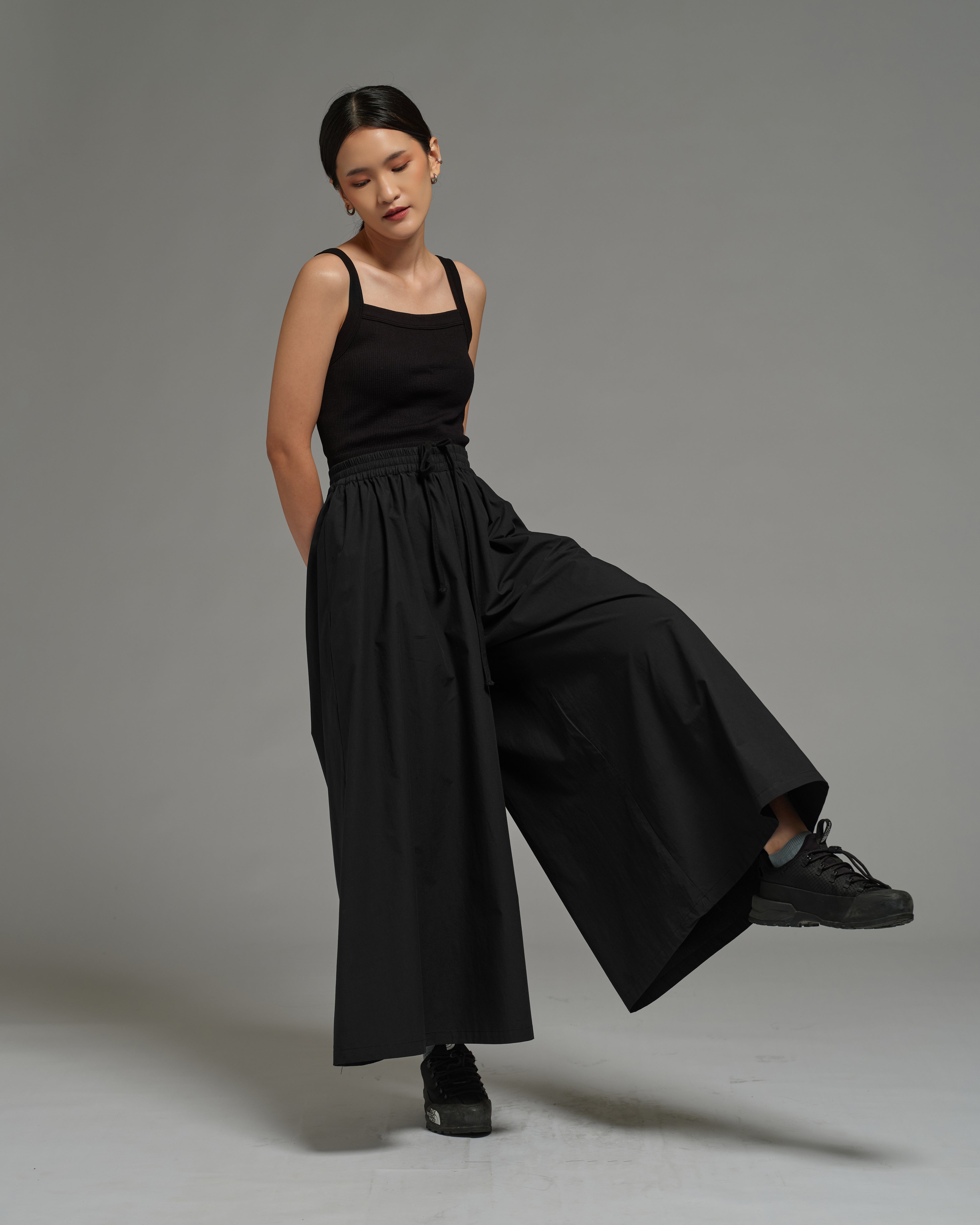 Unisex: Multi Hakama Pants (Black)