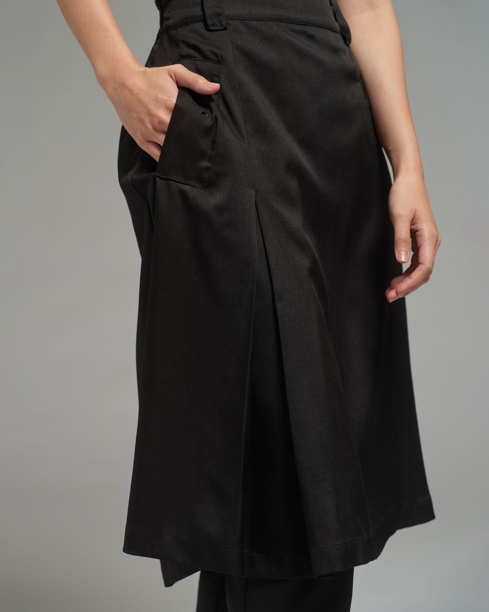 Unisex: Skirt Pants (Black)