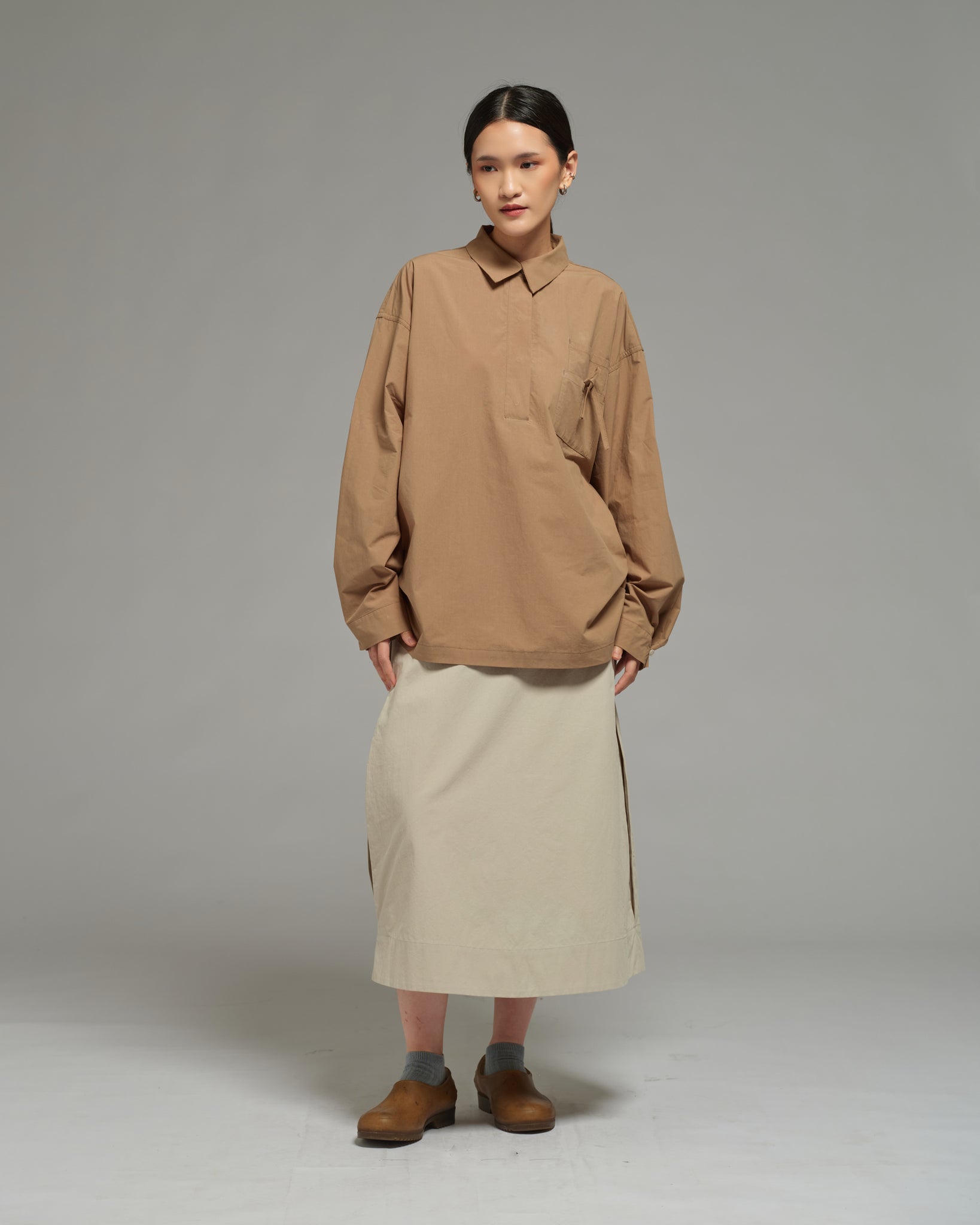 Unisex: Collared Shirt (Brown)