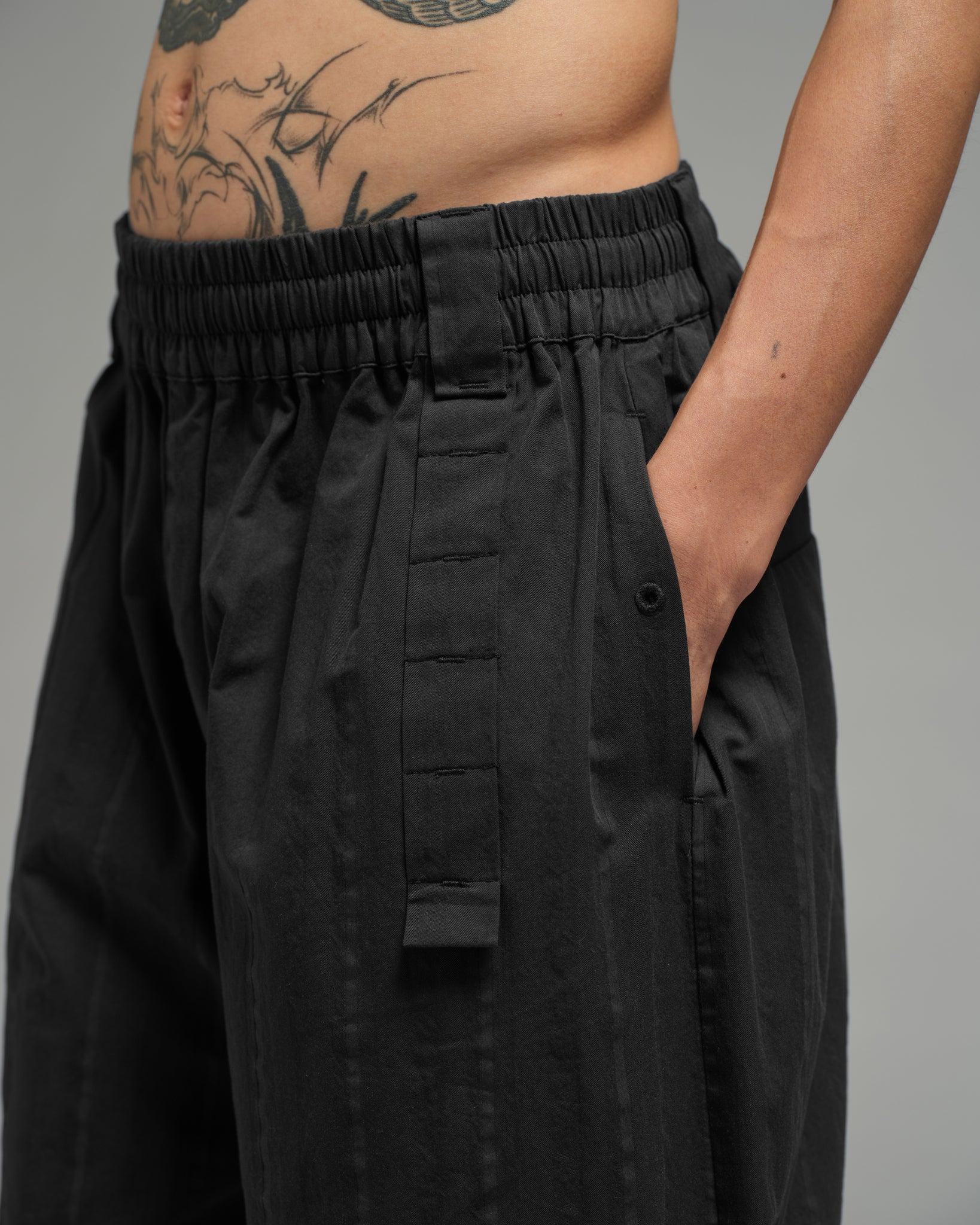 Unisex: Office Short Pants (Black)