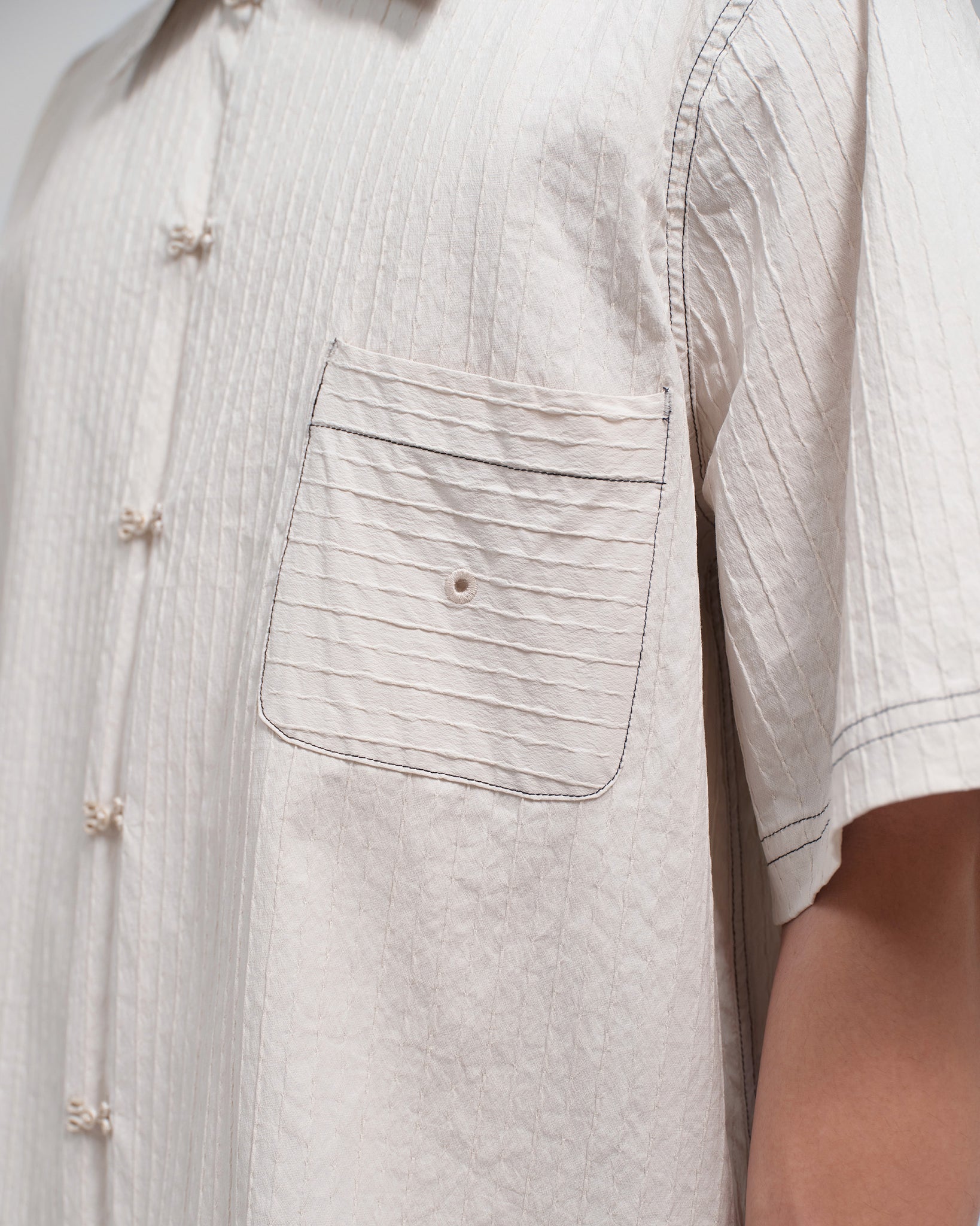 Unisex: The Shirt (Light Grey)