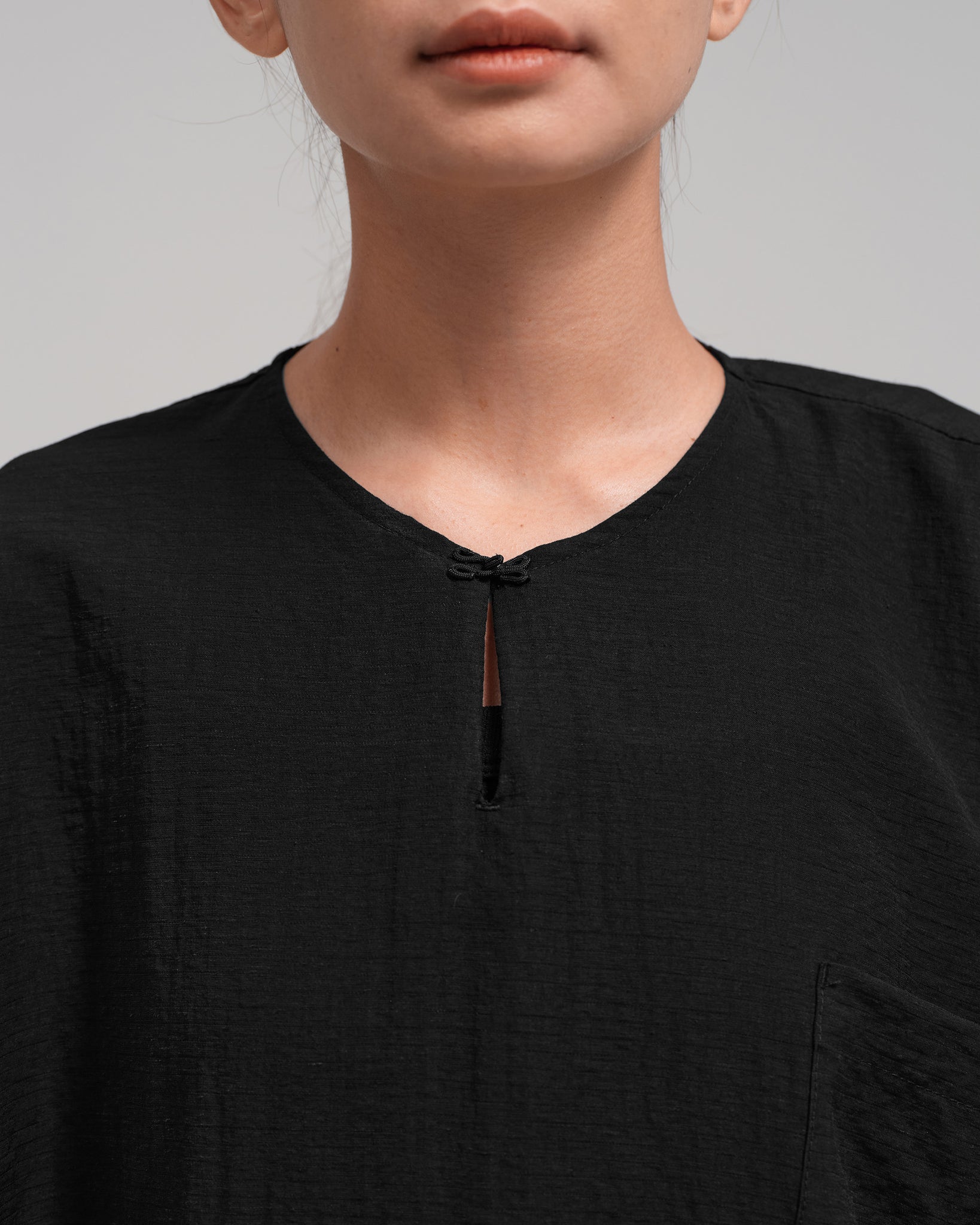 Unisex: The Batwing Top (Black)