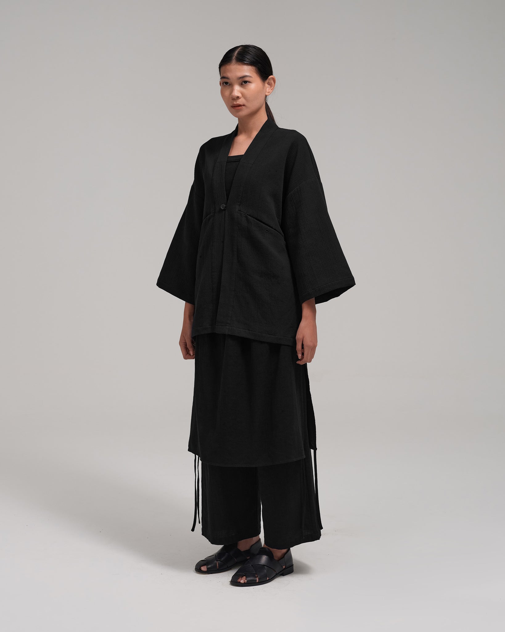 Unisex: The Kimono (Black)