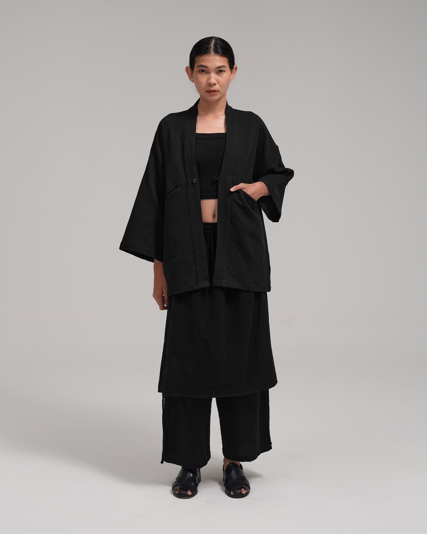 Unisex: The Kimono (Black)