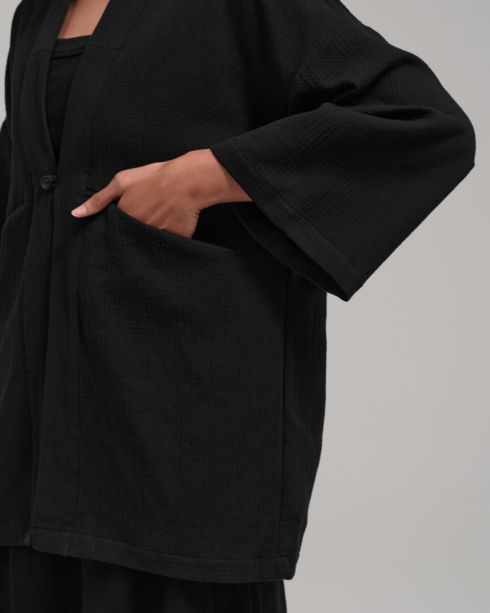 Unisex: The Kimono (Black)