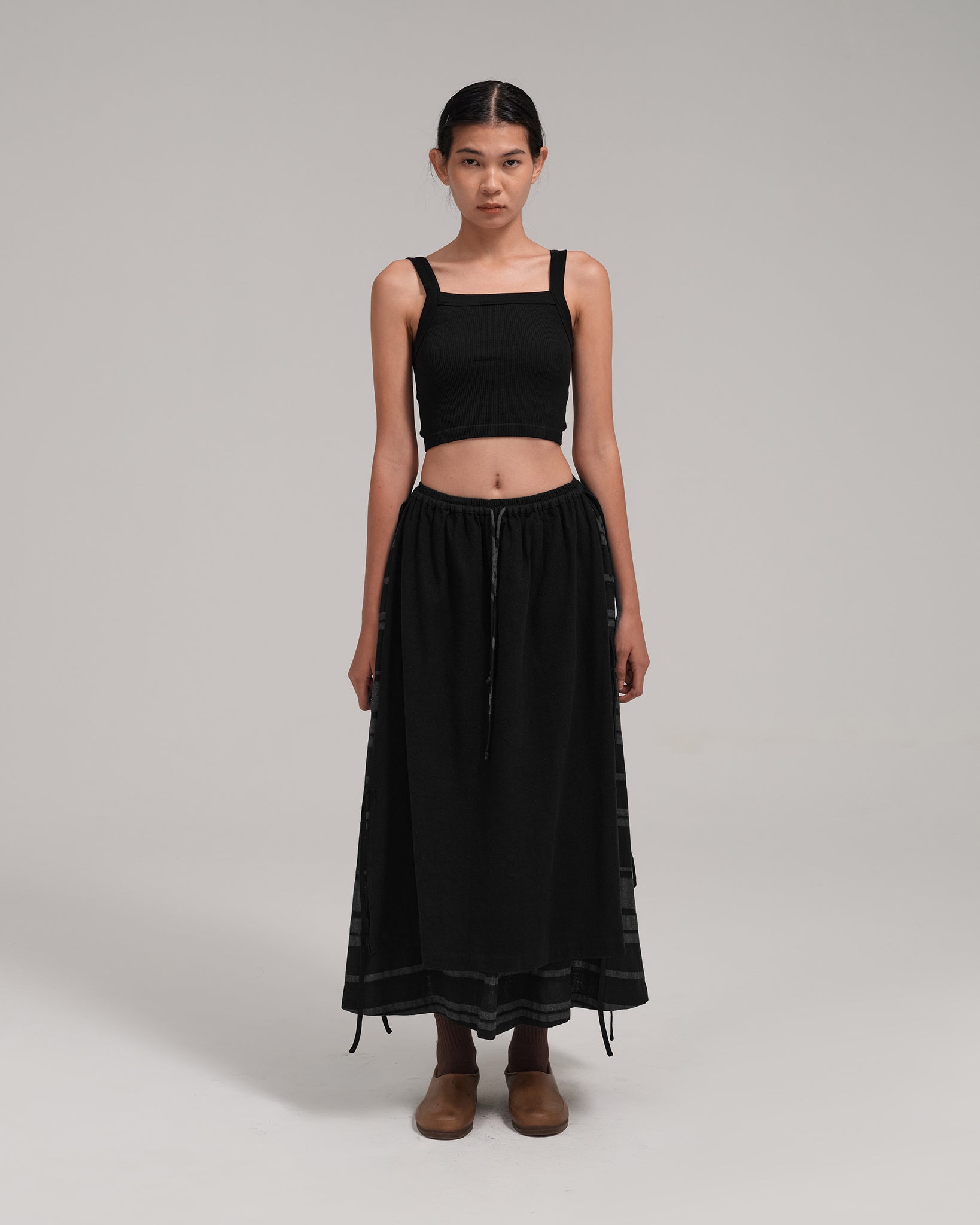Women: The Midi Skirt (Stripe Black)