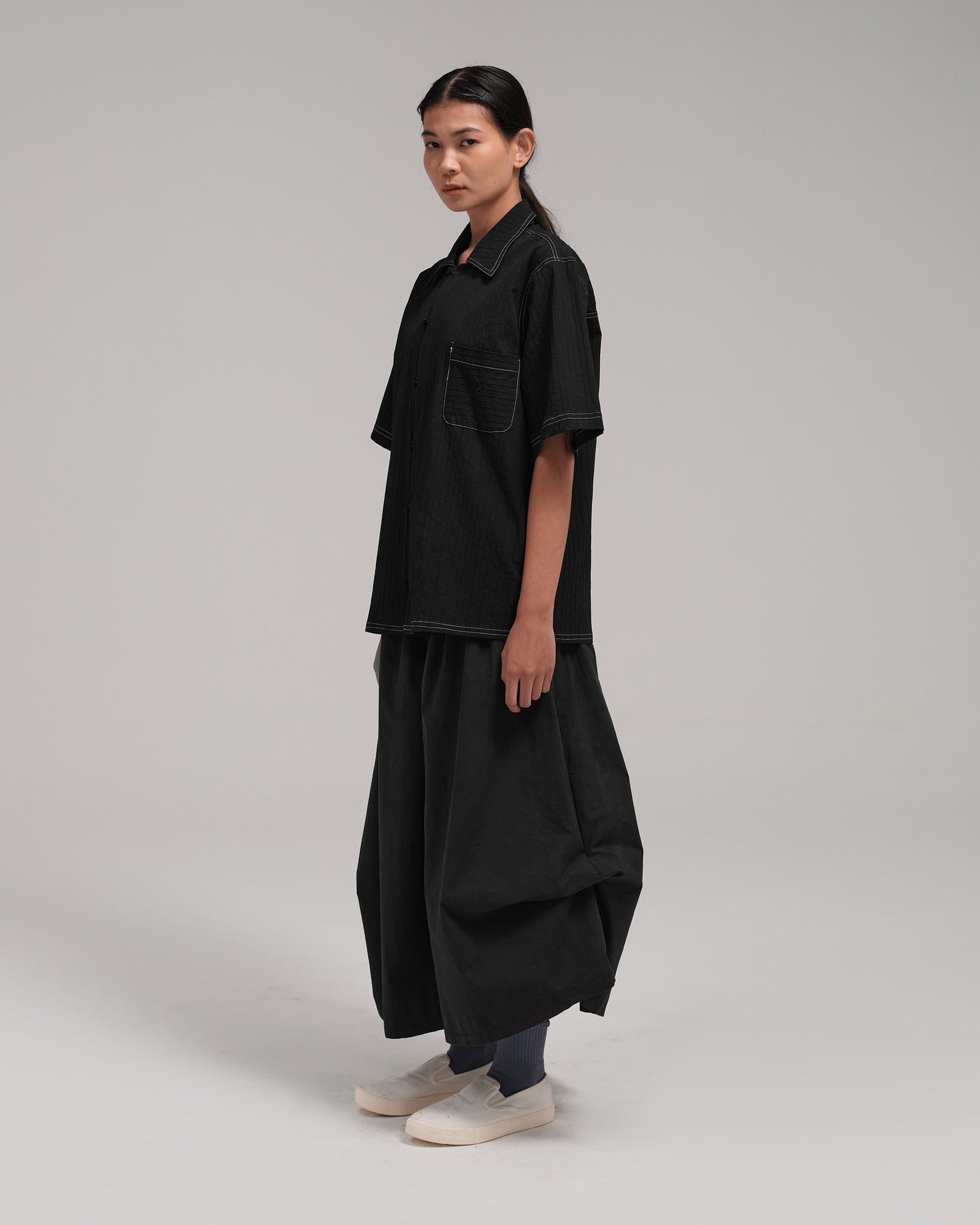 Unisex: The Shirt (Black)