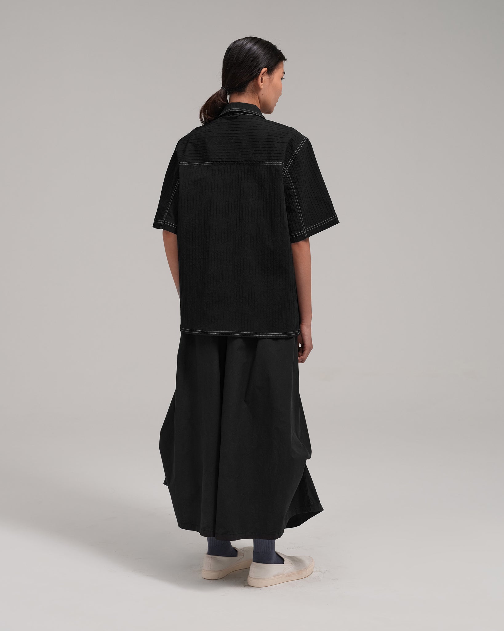 Unisex: The Shirt (Black)