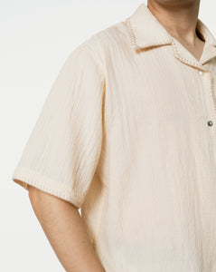 Unisex: Present Blanket Shirt (Beige)