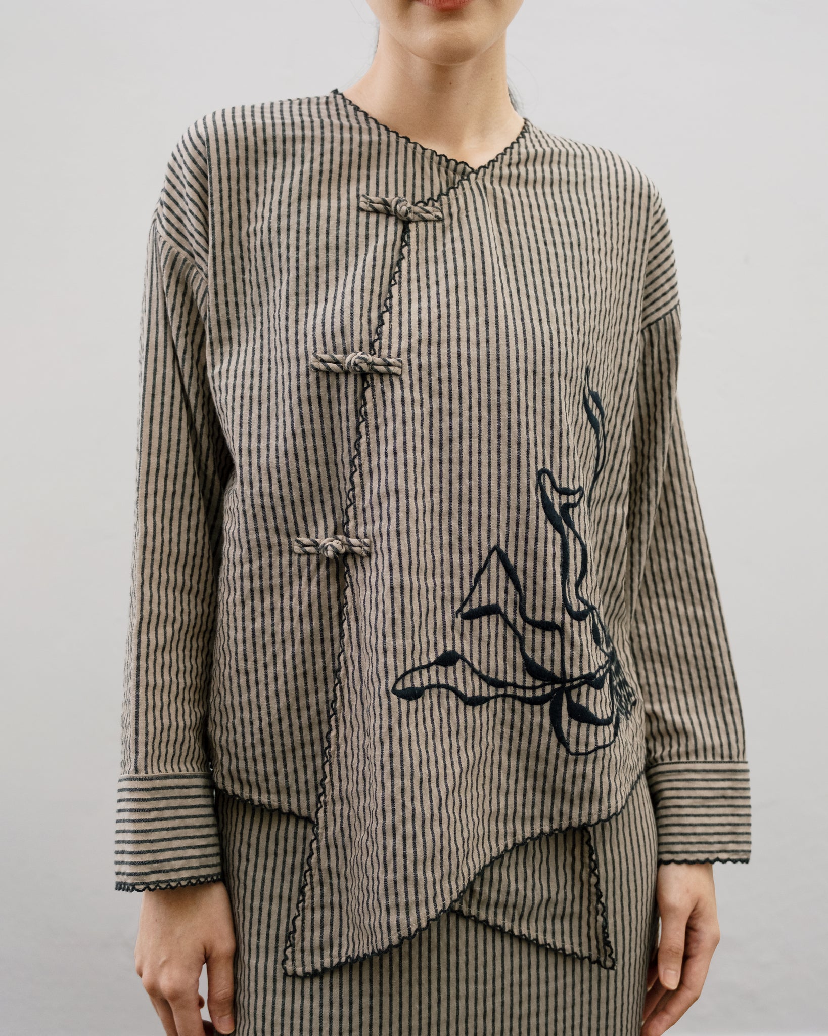 Women: Tiān Kebaya Top (Blue Stripe)