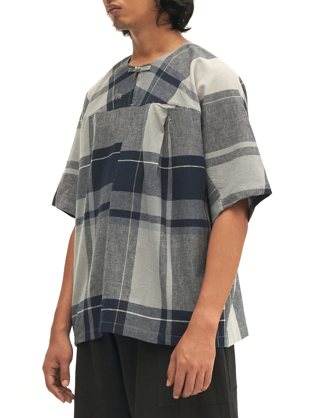 Men: Kongsi Keyhole Top (Blue Plaid)