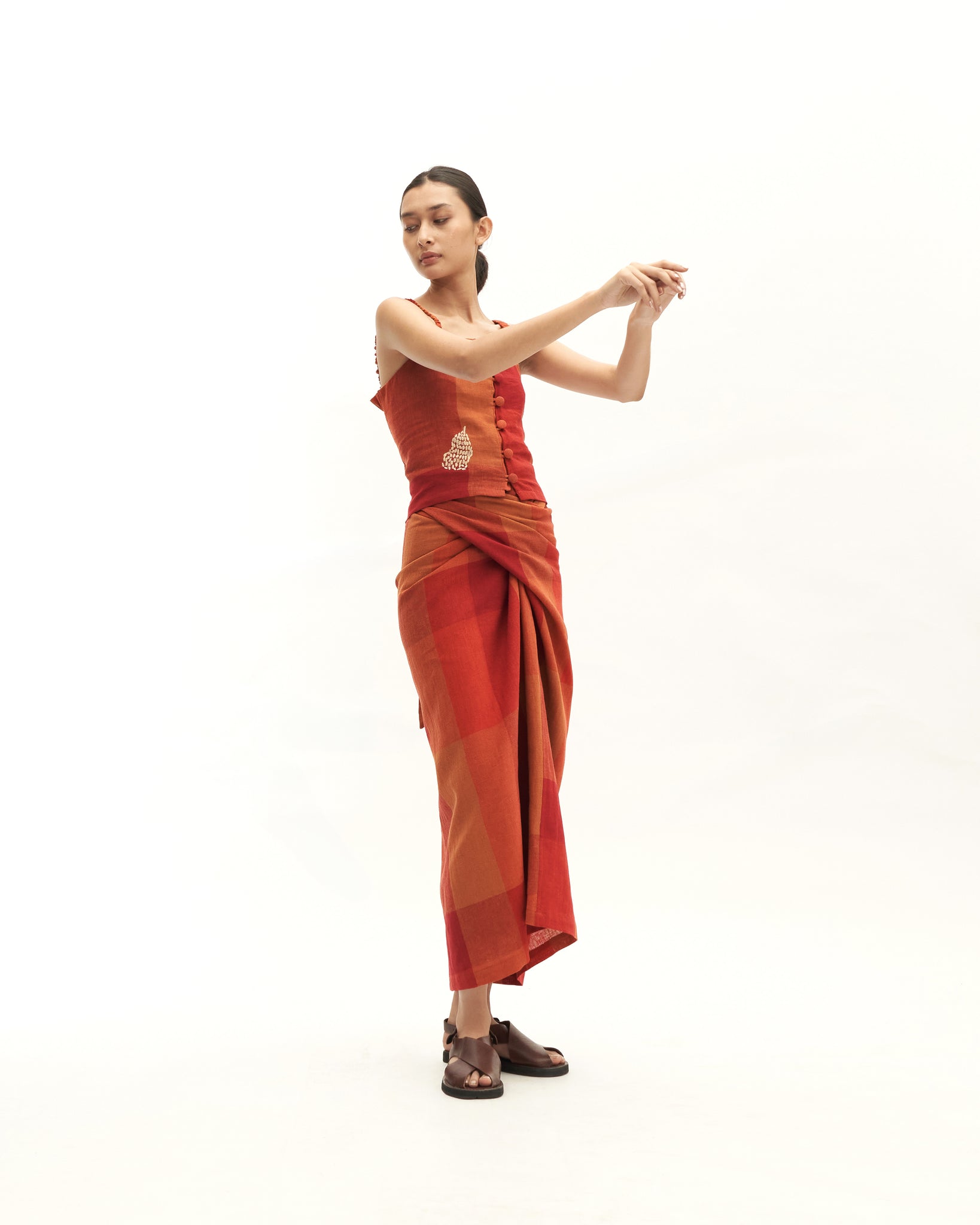 Women: Senja Smocked Top (Sunset Red)