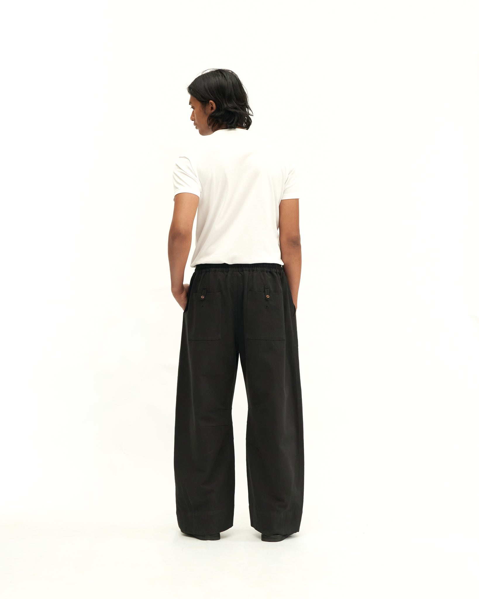 Men: Kongsi Horseshoe Pants (Black)