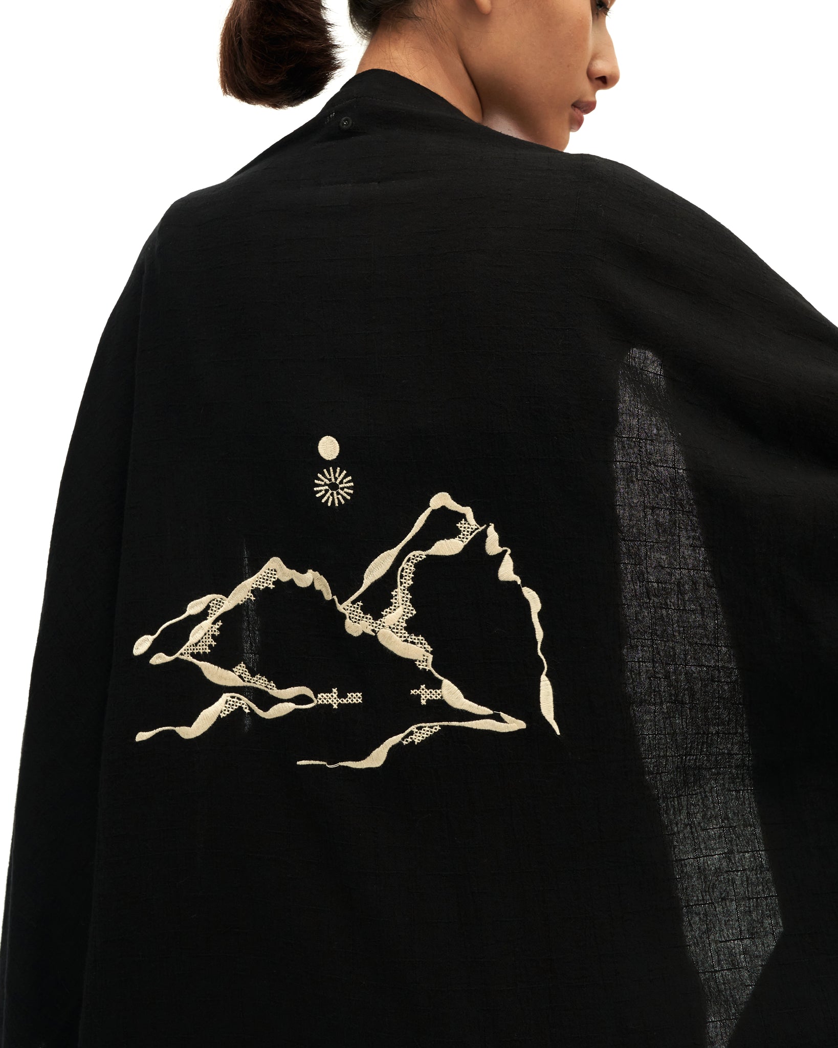 Women: Serikat Loose Outer (Black)