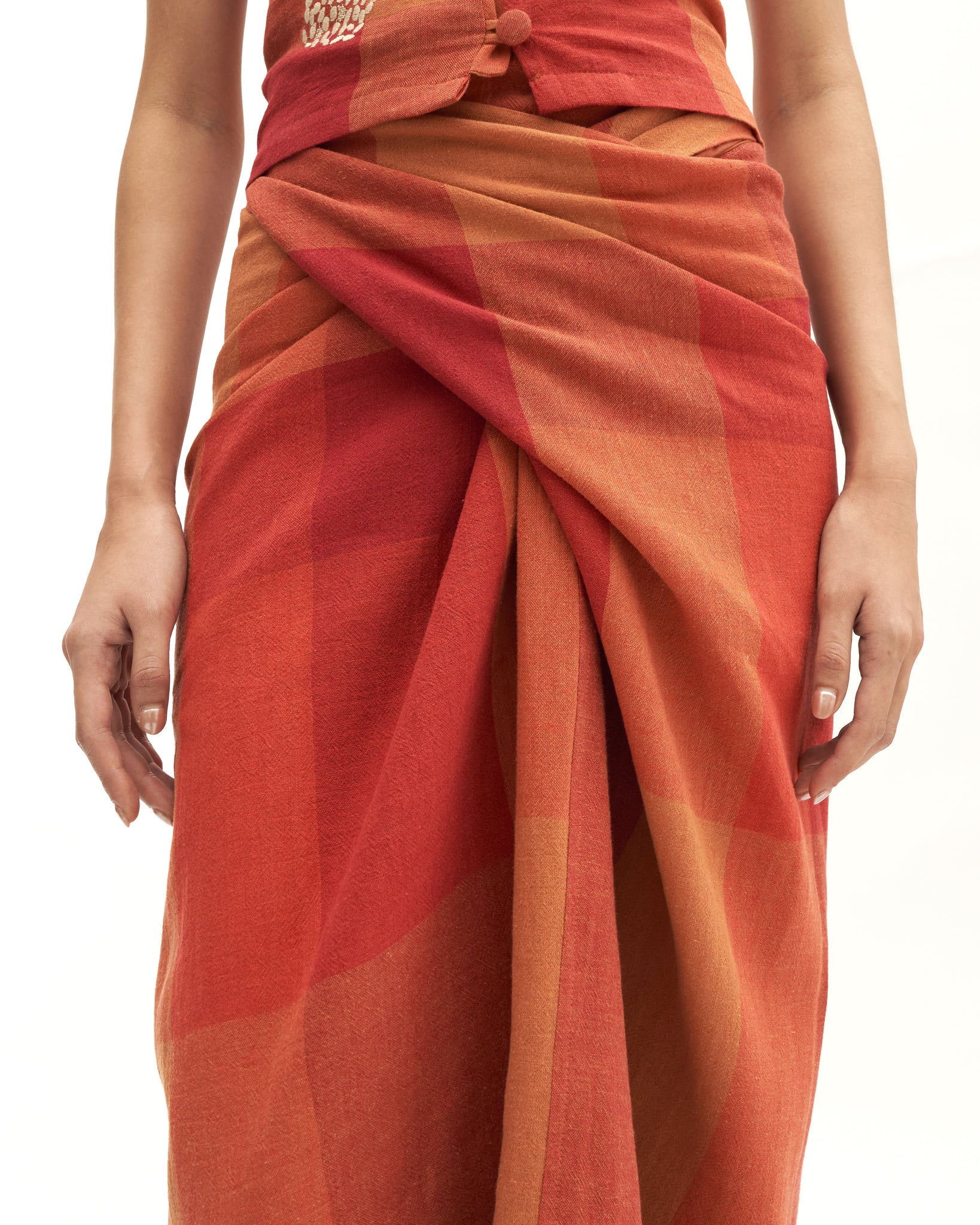 Women: Senja Knot Skirt (Sunset Red)