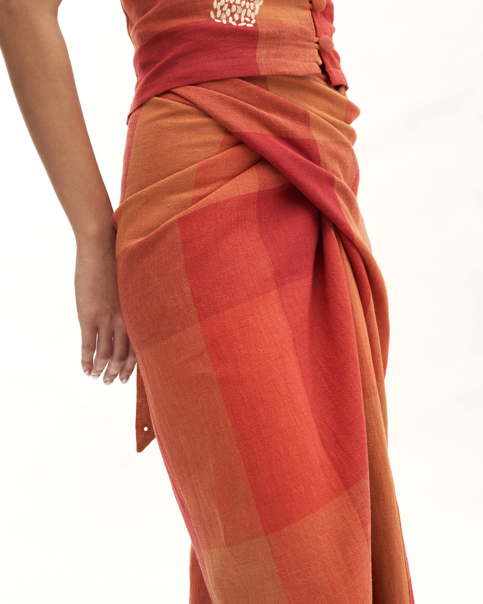 Women: Senja Knot Skirt (Sunset Red)