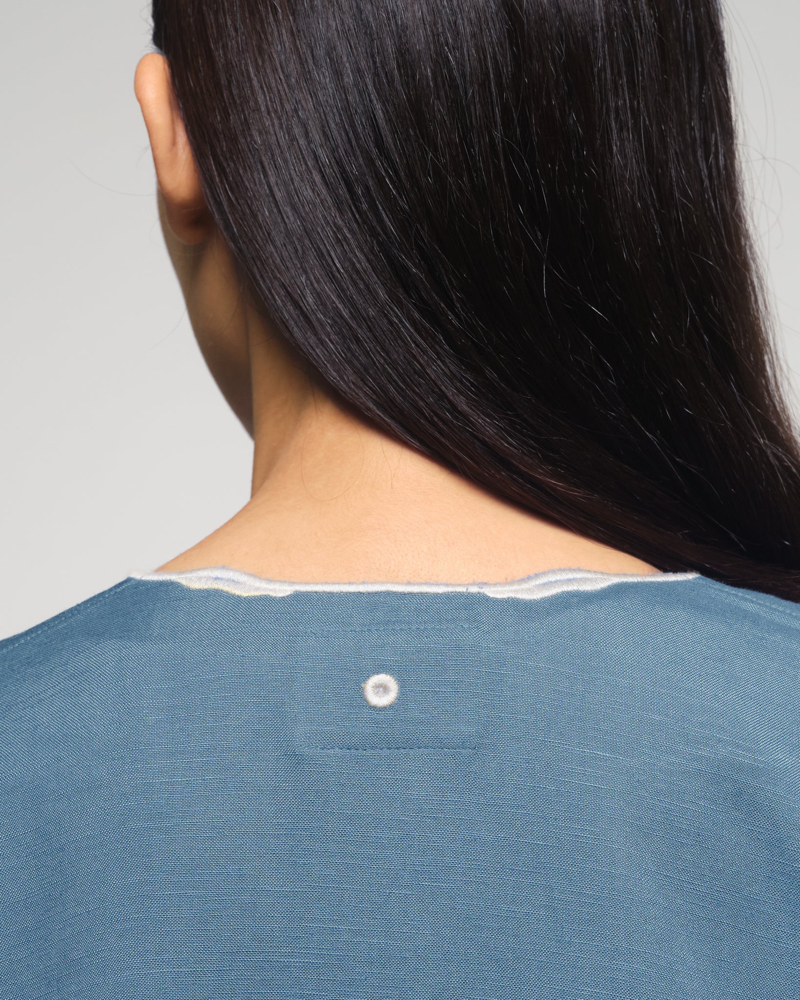 Women: Mekar Linen Loose Kebaya (Glacier Blue)