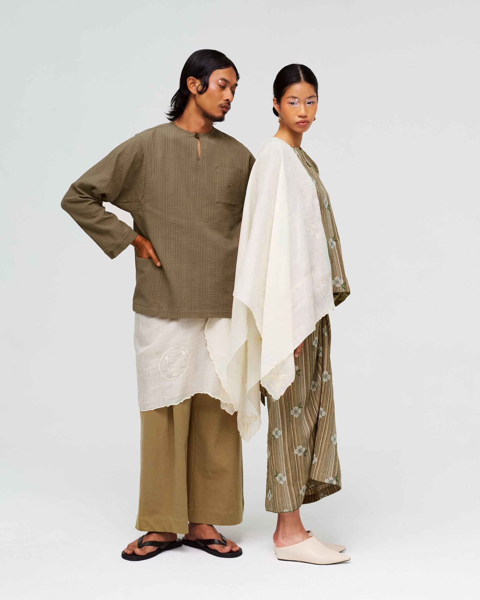 Men: Roti Canai Keyhole Top (Kari) – ANAABU.CO