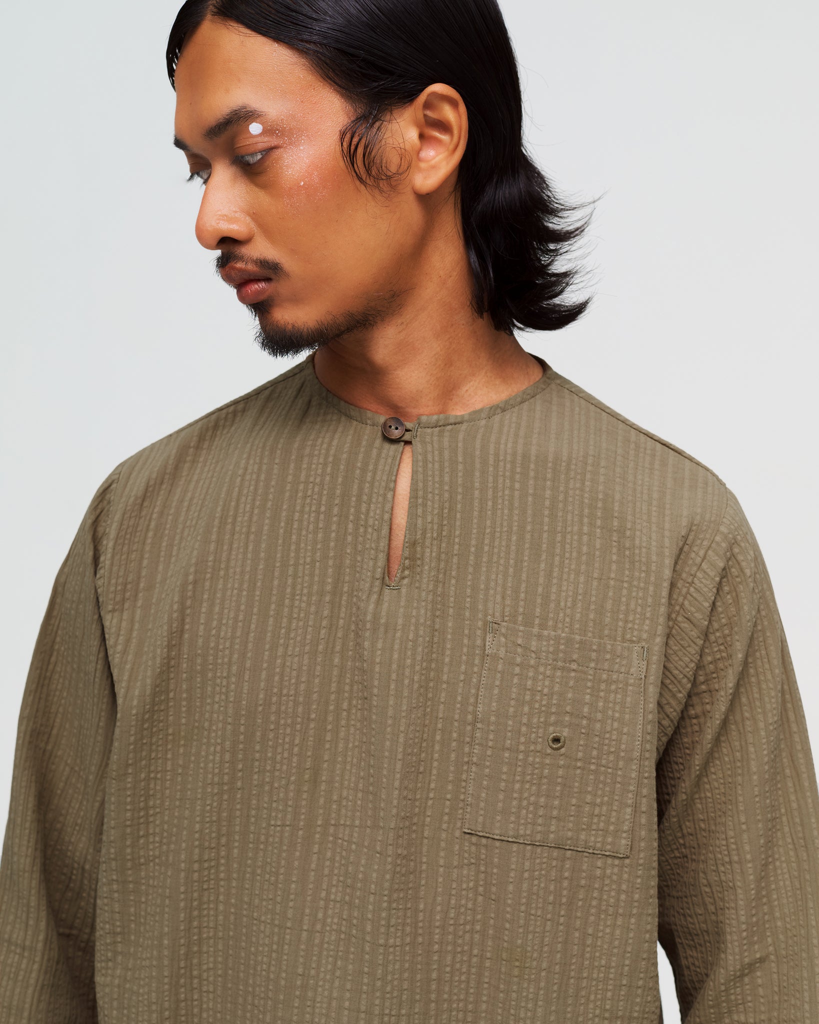 Men: Roti Canai Keyhole Top (Kari) – ANAABU.CO