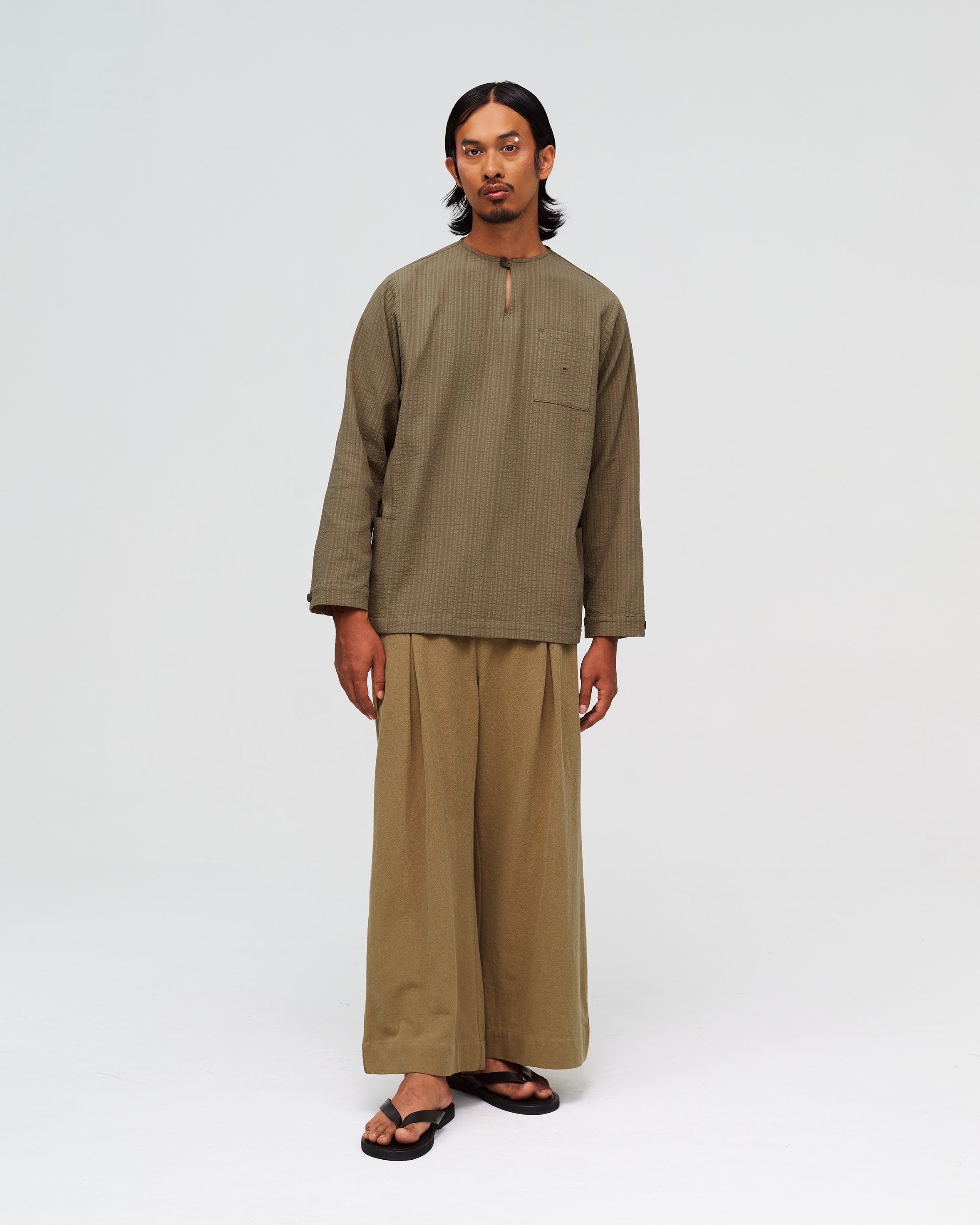 Men: Roti Canai Keyhole Top (Kari) – ANAABU.CO