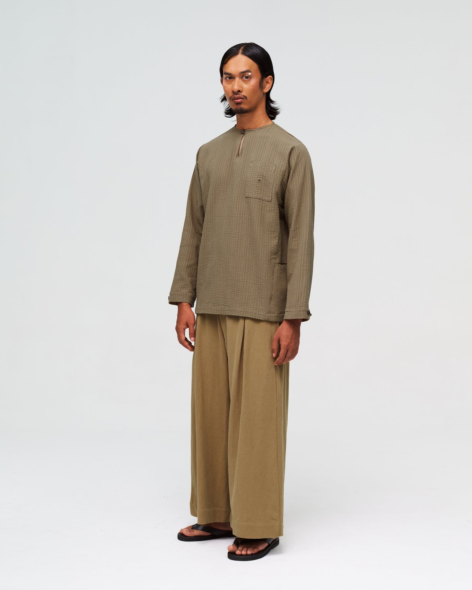 Men: Roti Canai Keyhole Top (Kari) – ANAABU.CO