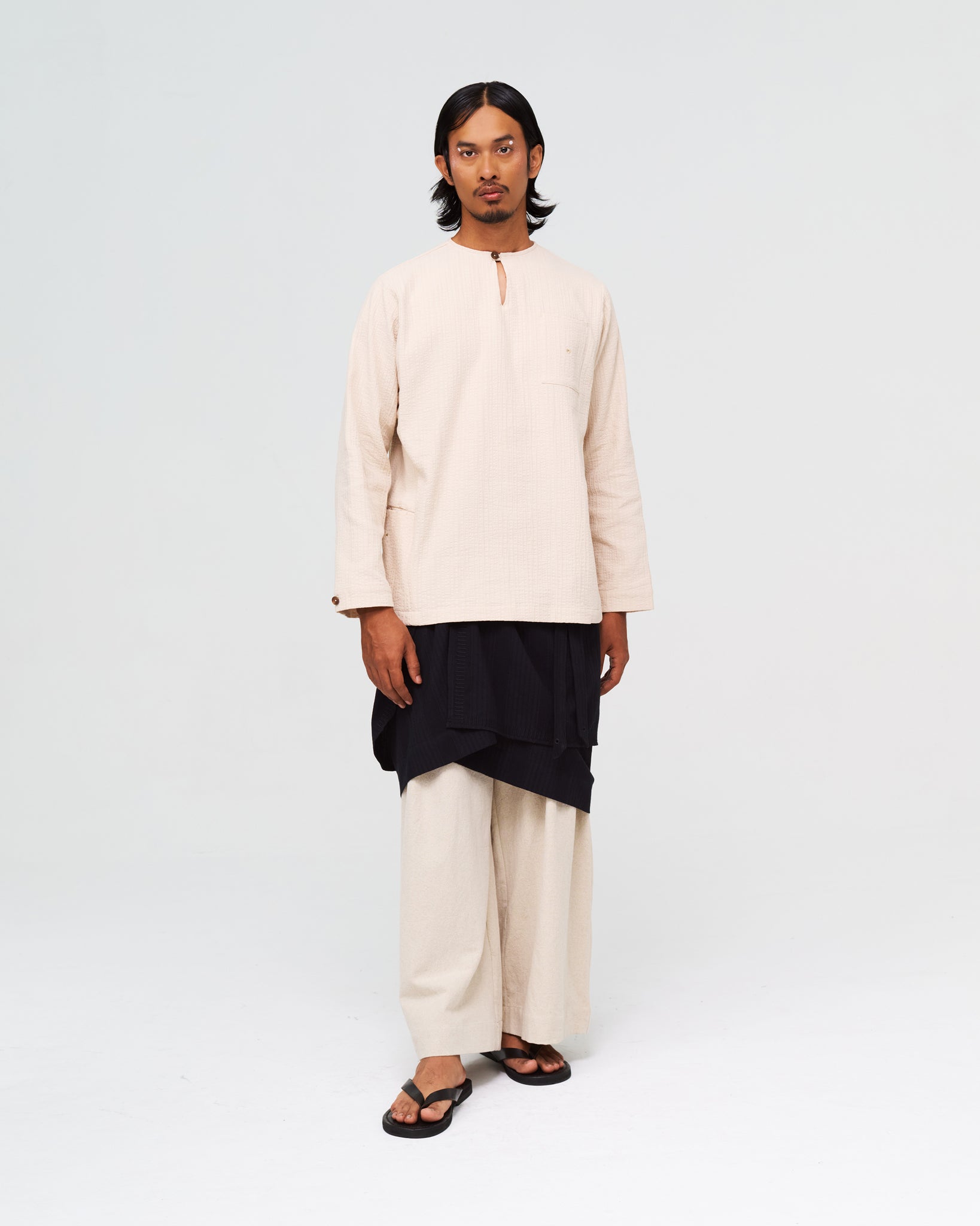 Men: Roti Canai Keyhole Top (Tepung) – ANAABU.CO