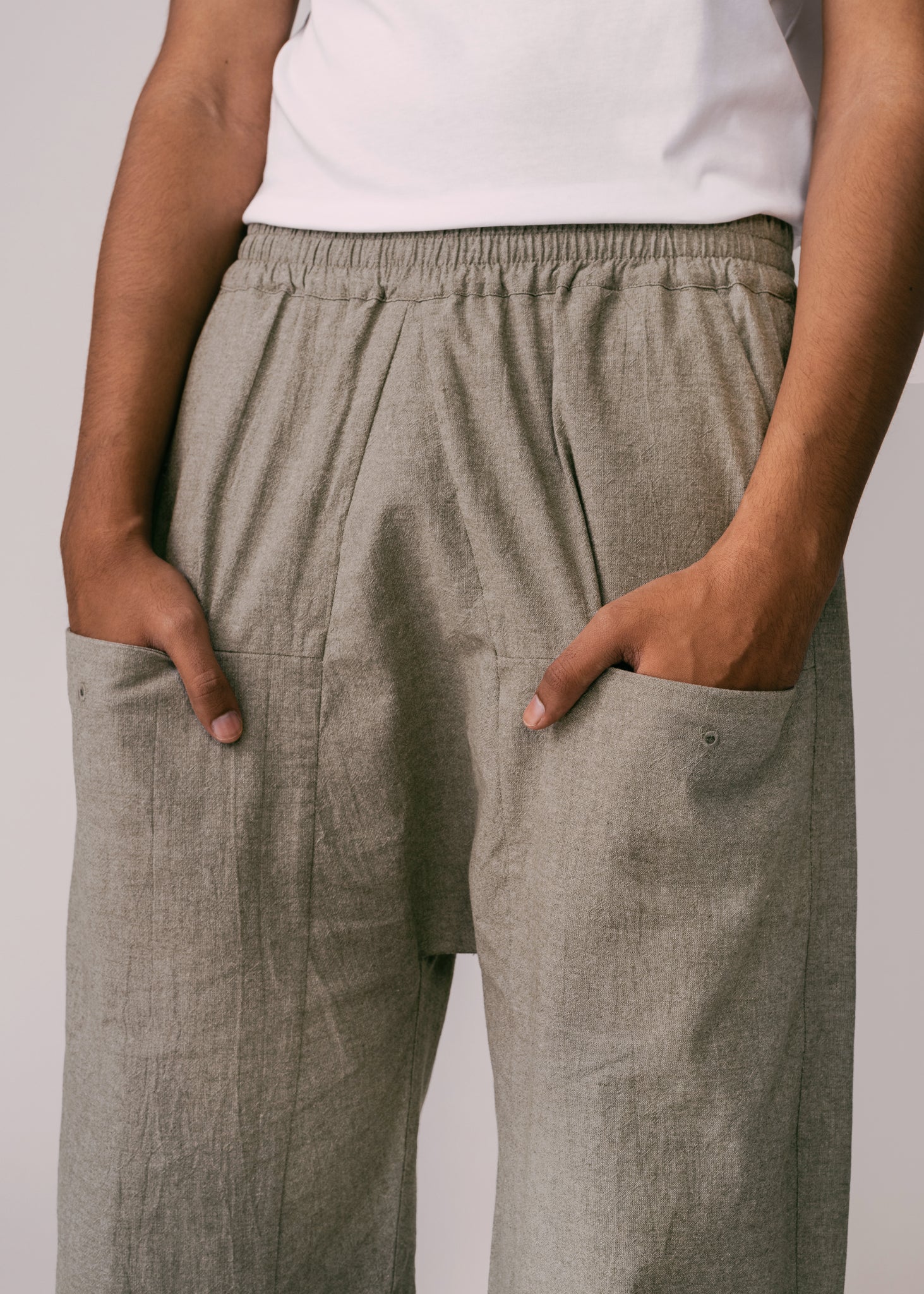 Unisex: Tahan Panelled Pants (Olive)