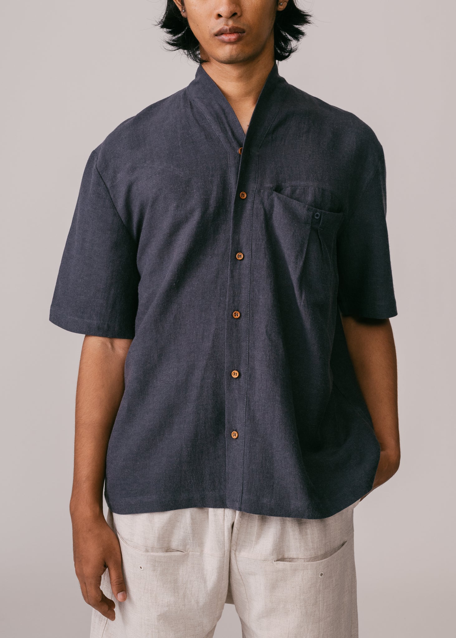 Men: Alir Collared Shirt (Navy Blue)