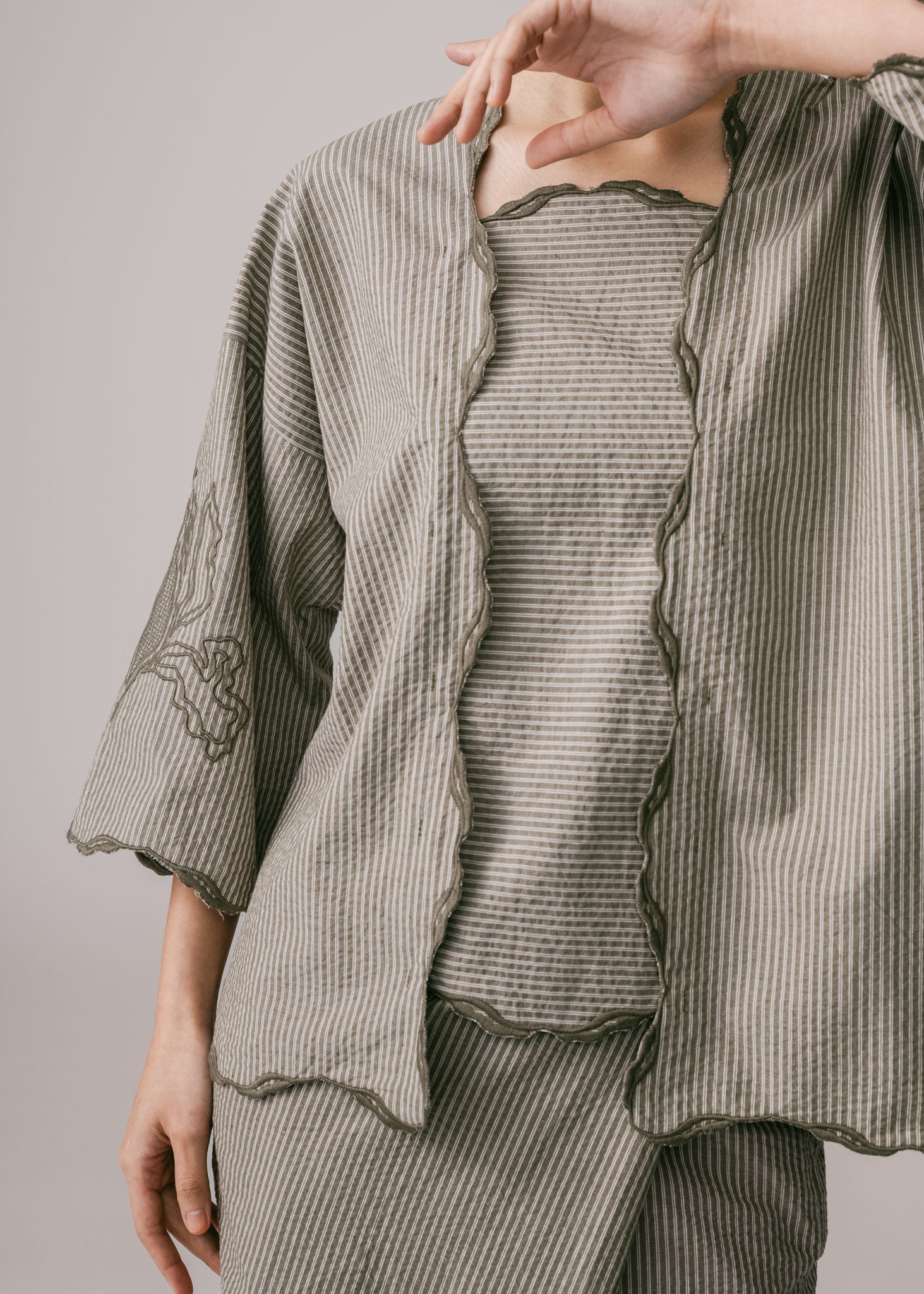 Women: Mekar Loose Kebaya (Olive Stripe)