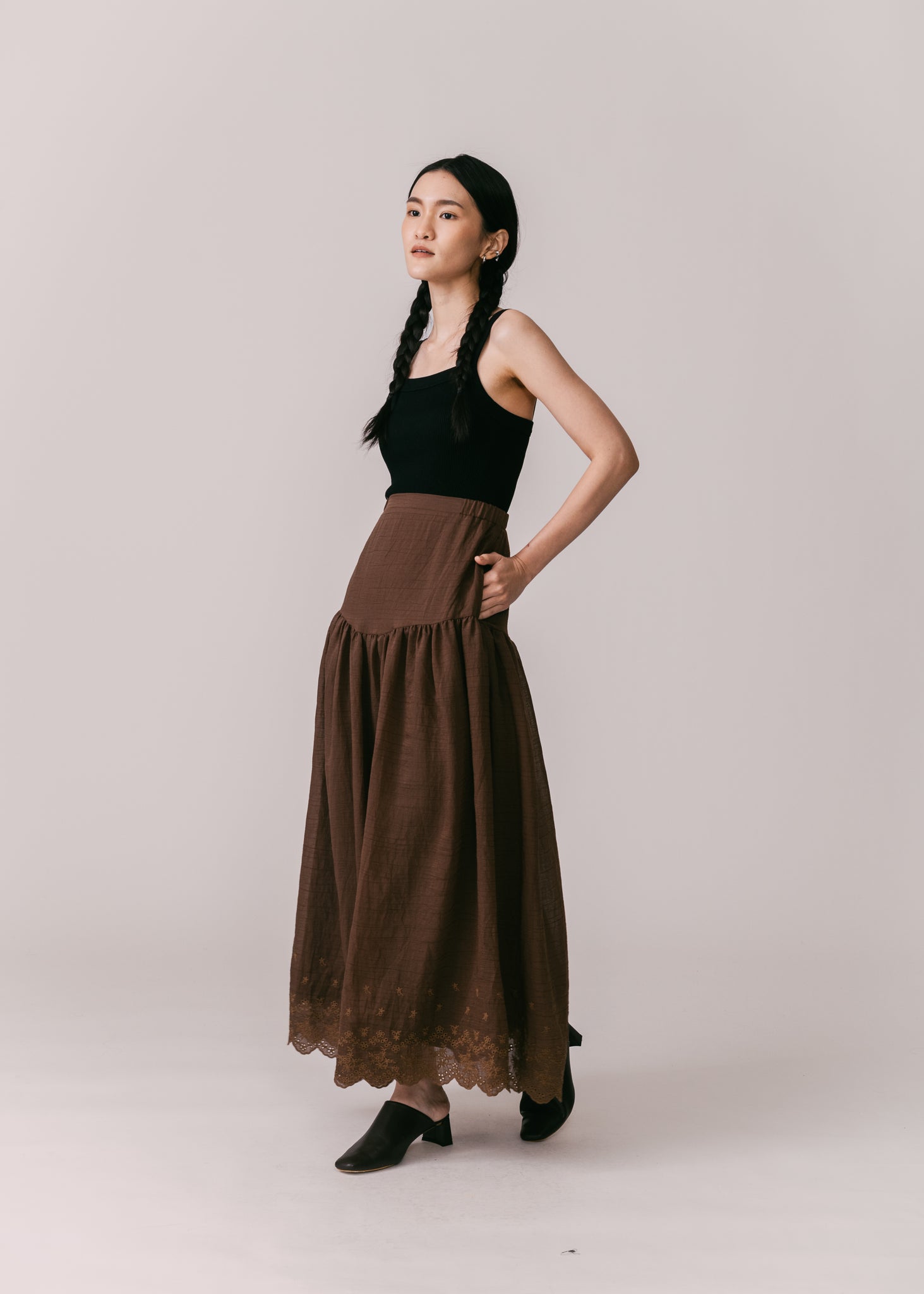 Women: Terbit Gathered Sarung (Dark Brown)