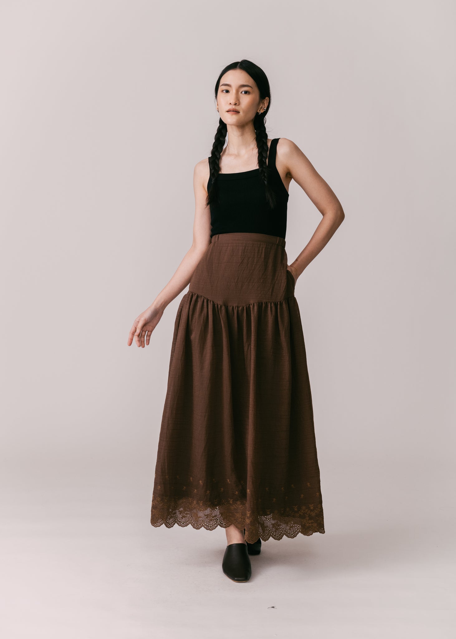 Women: Terbit Gathered Sarung (Dark Brown)