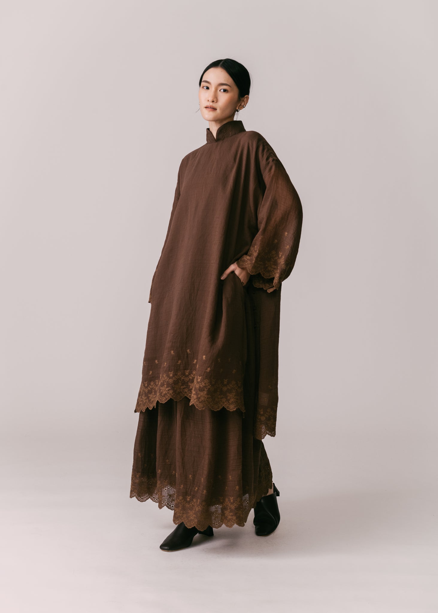 Women: Terbit Gathered Sarung (Dark Brown)