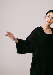 Women: Cambah Pleated Outer (Black)