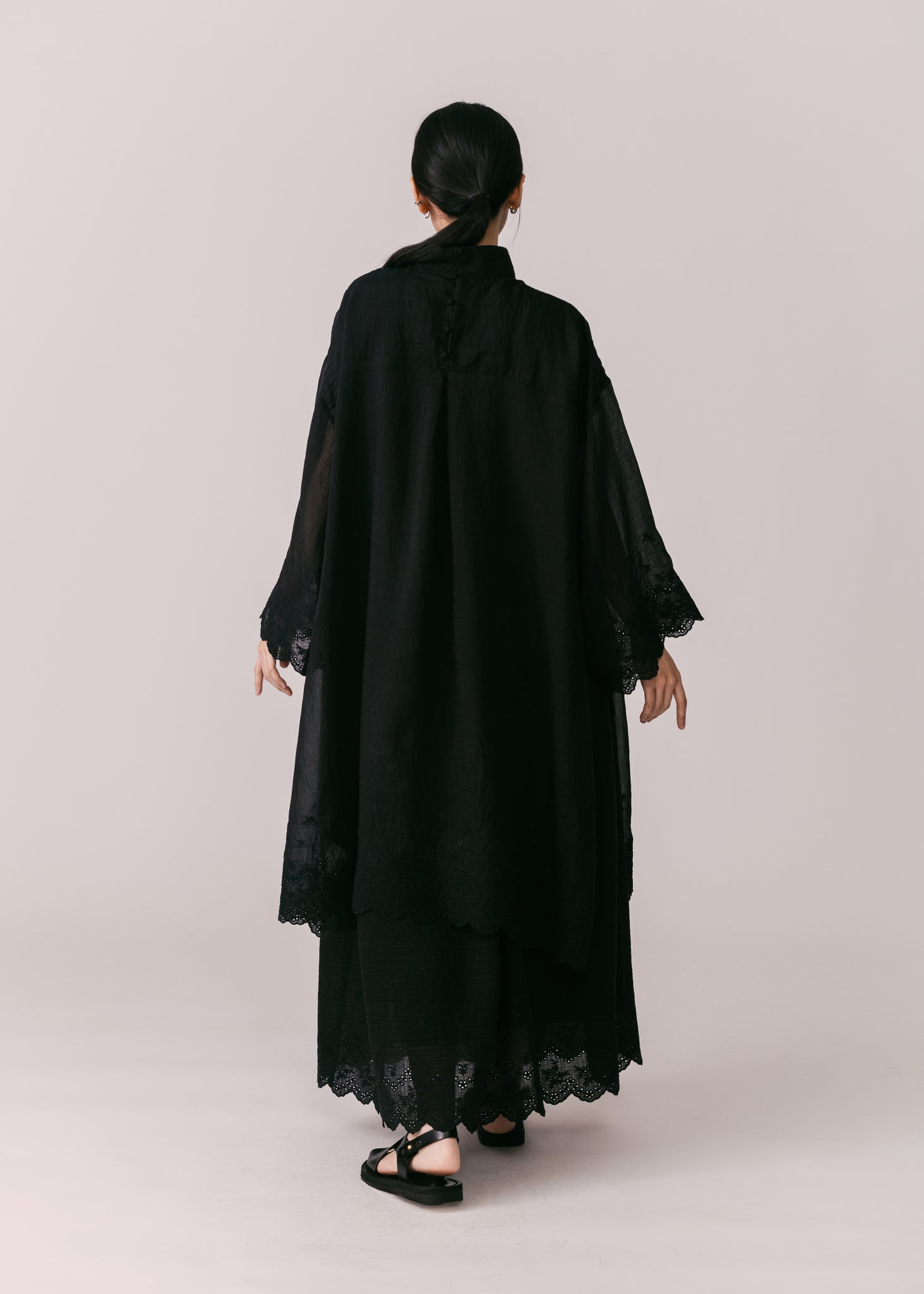 Women: Terbit Loose Kurung Top (Black)