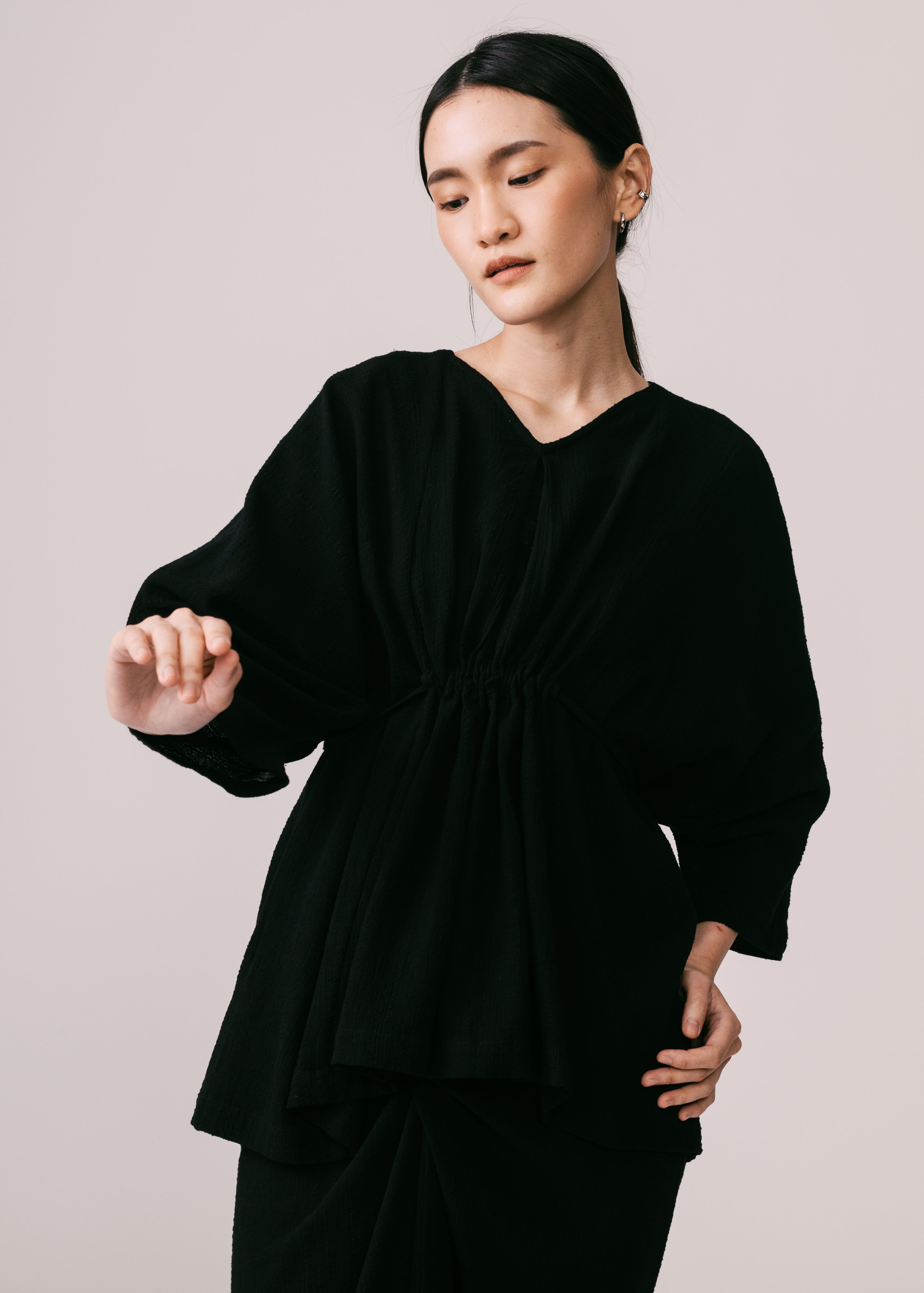 Women: Sirat Gathered Top (Black)