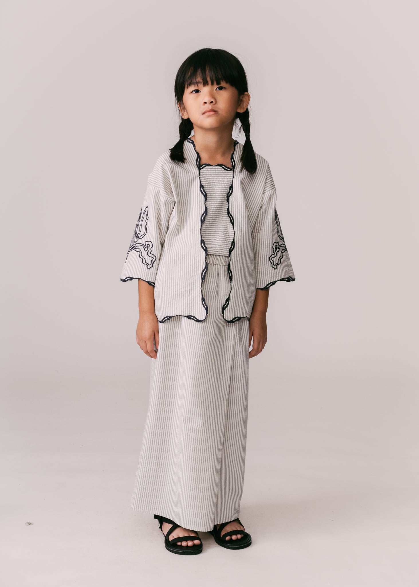 Kids: Mekar Loose Kebaya (Black Stripe)