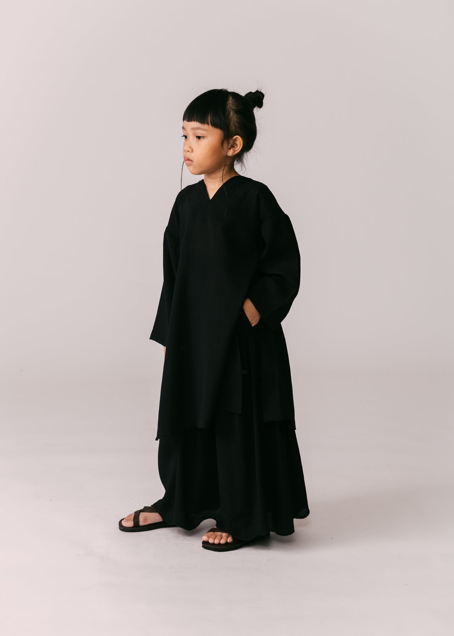 Kids: Terbit Kurung Top (Black)