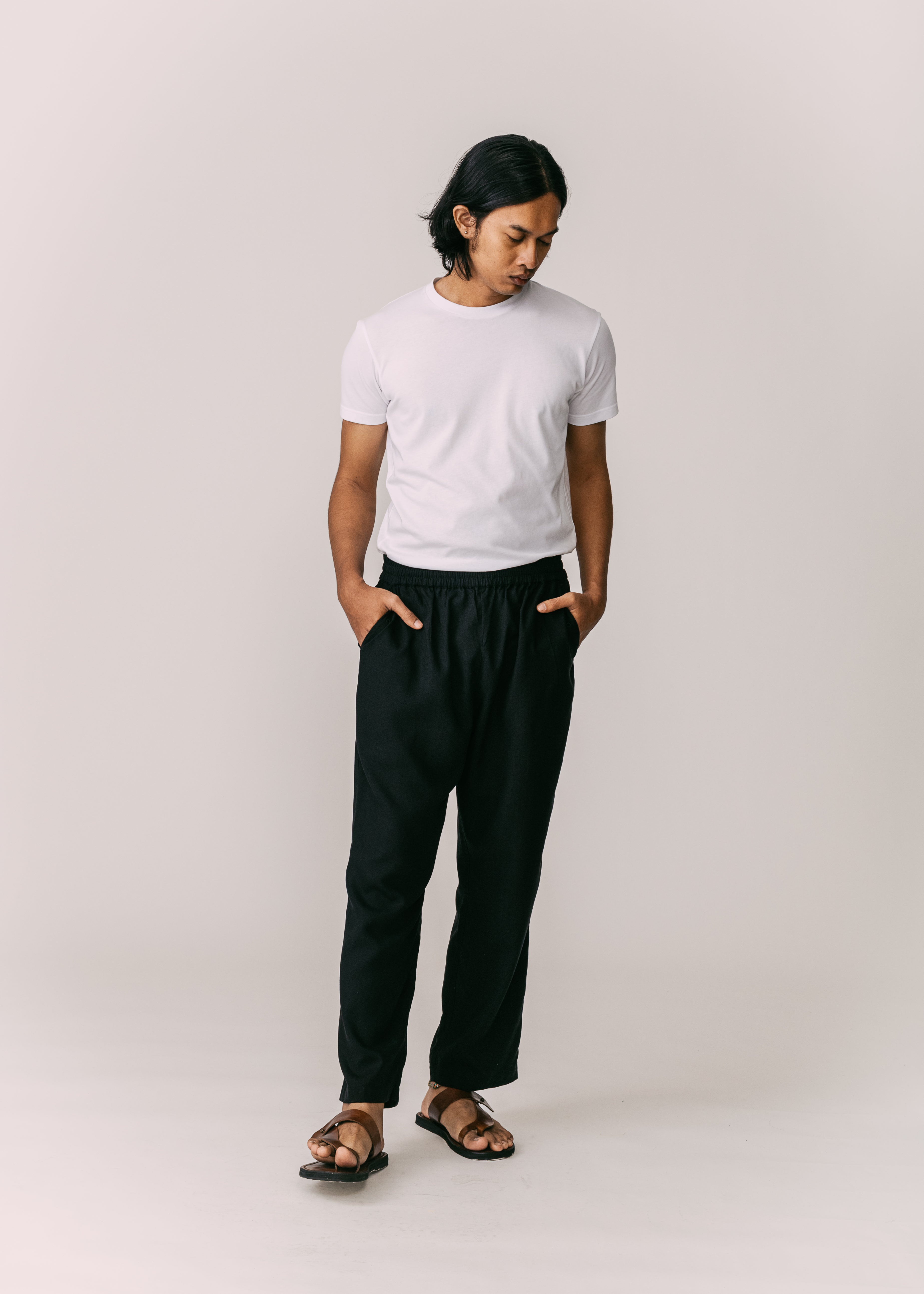 Men: Terus Straight Pants (Black)