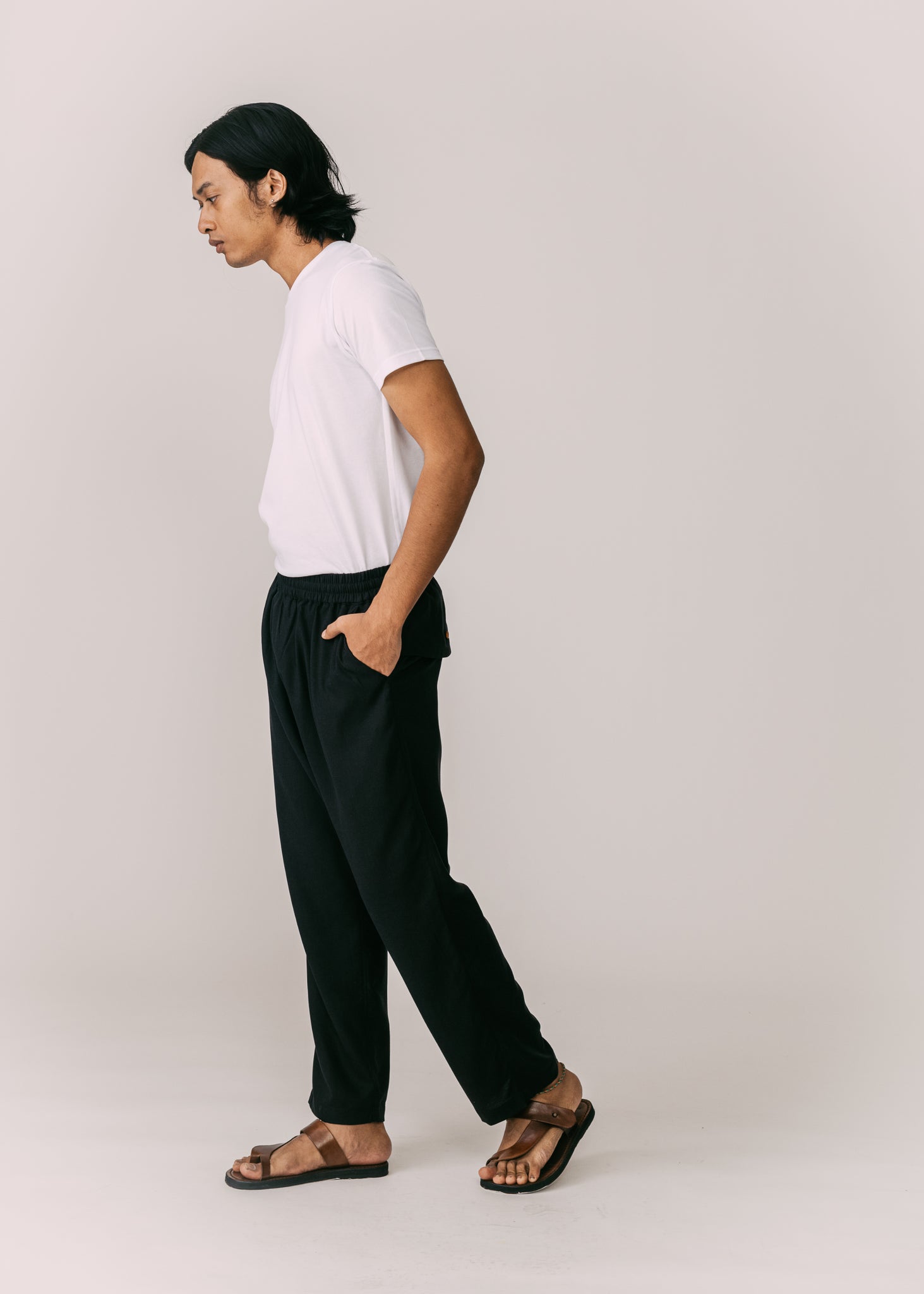 Men: Terus Straight Pants (Black)