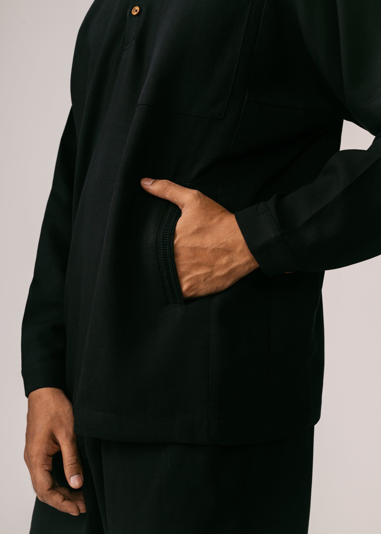 Men: Terus Baju Melayu (Black)
