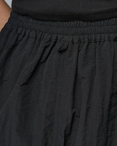 Women: The Layered Skirt (Black)