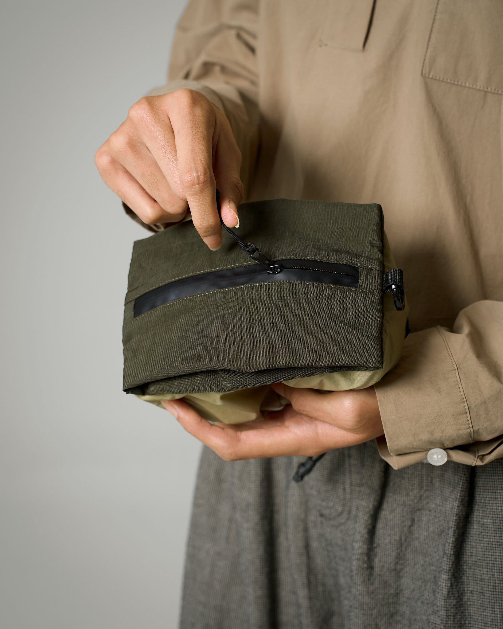 Unisex: The Grab Pouch (Olive)